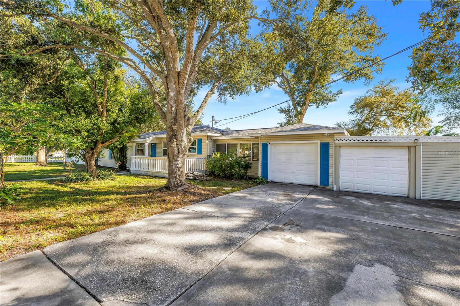 10804 SEMINOLE DR N — photo 34
