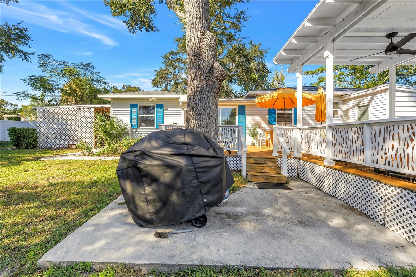 10804 SEMINOLE DR N — photo 29