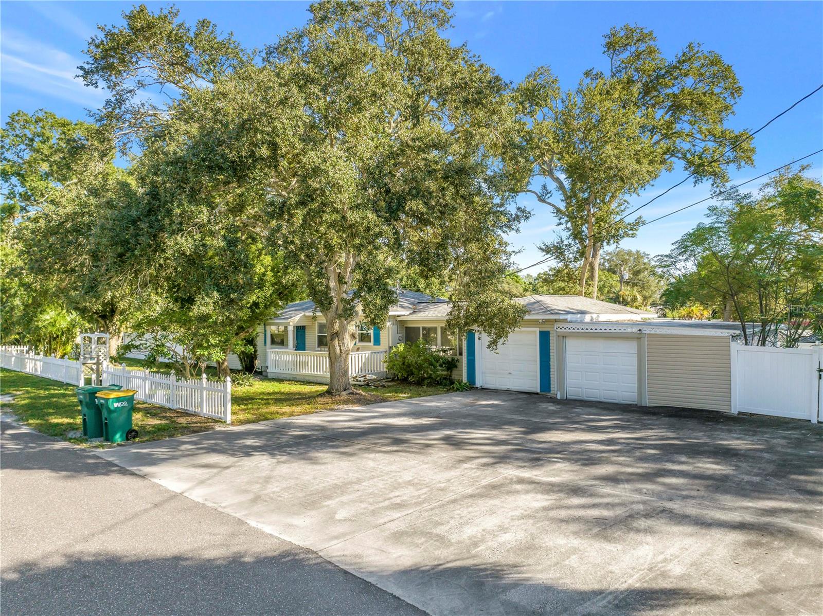 10804 SEMINOLE DR N — photo 54