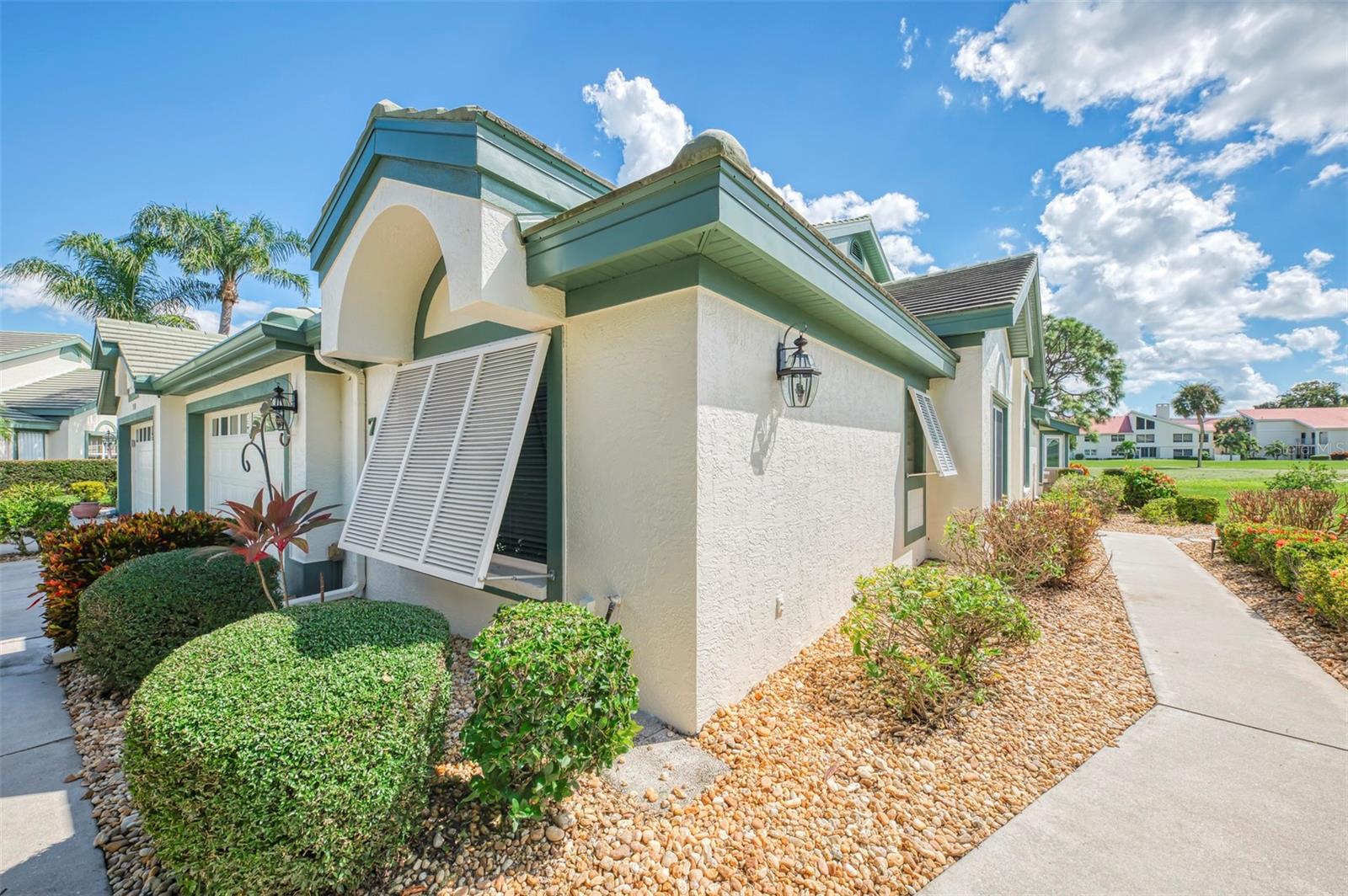 748 CONNEMARA CT — photo 10