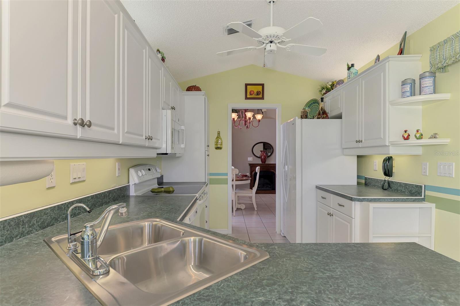 748 CONNEMARA CT — photo 27