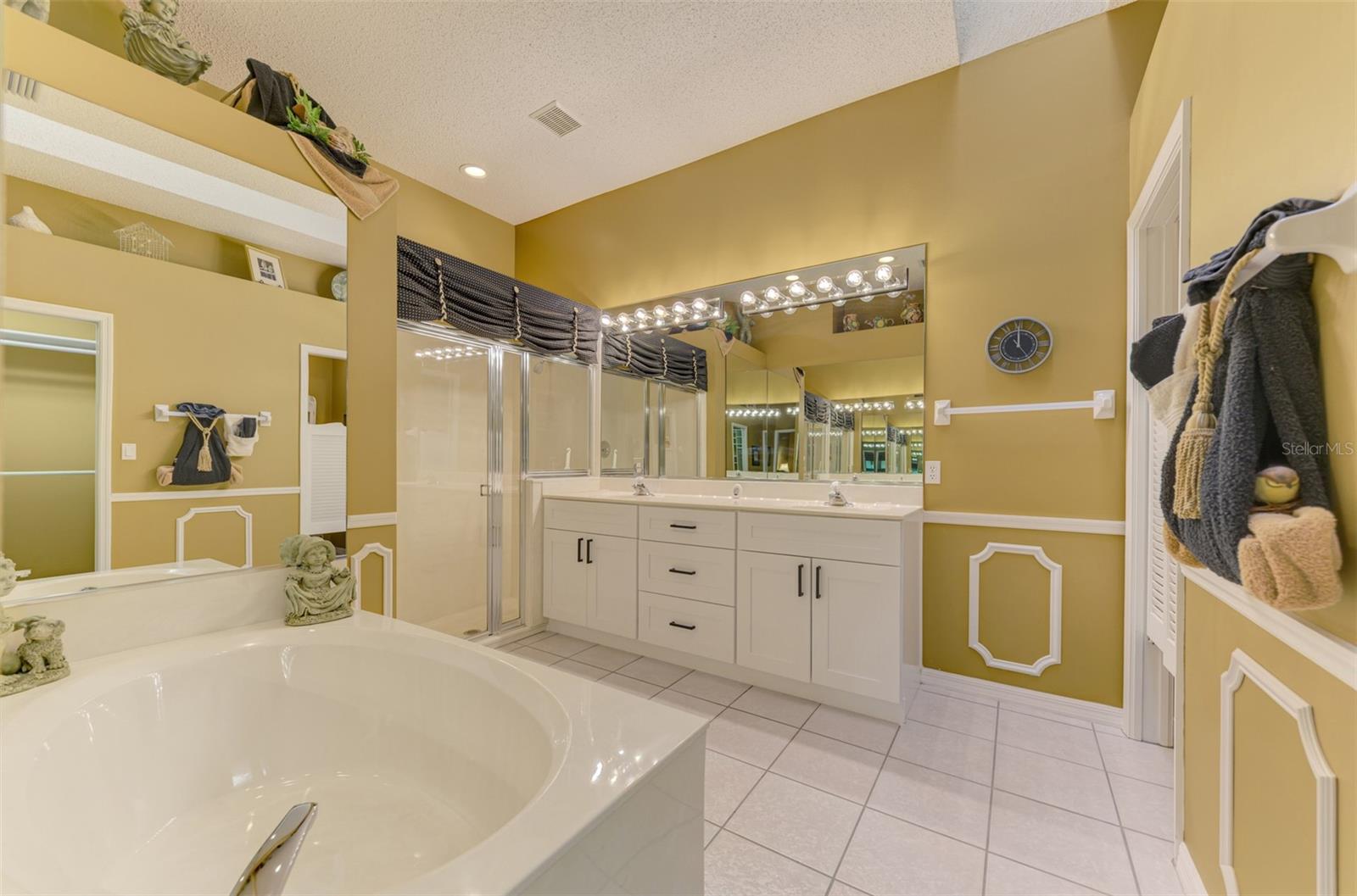 748 CONNEMARA CT — photo 38