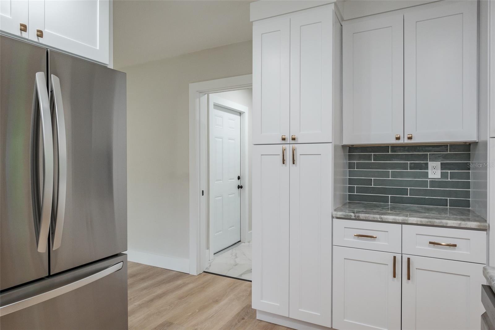 502 N LINCOLN AVE — photo 13