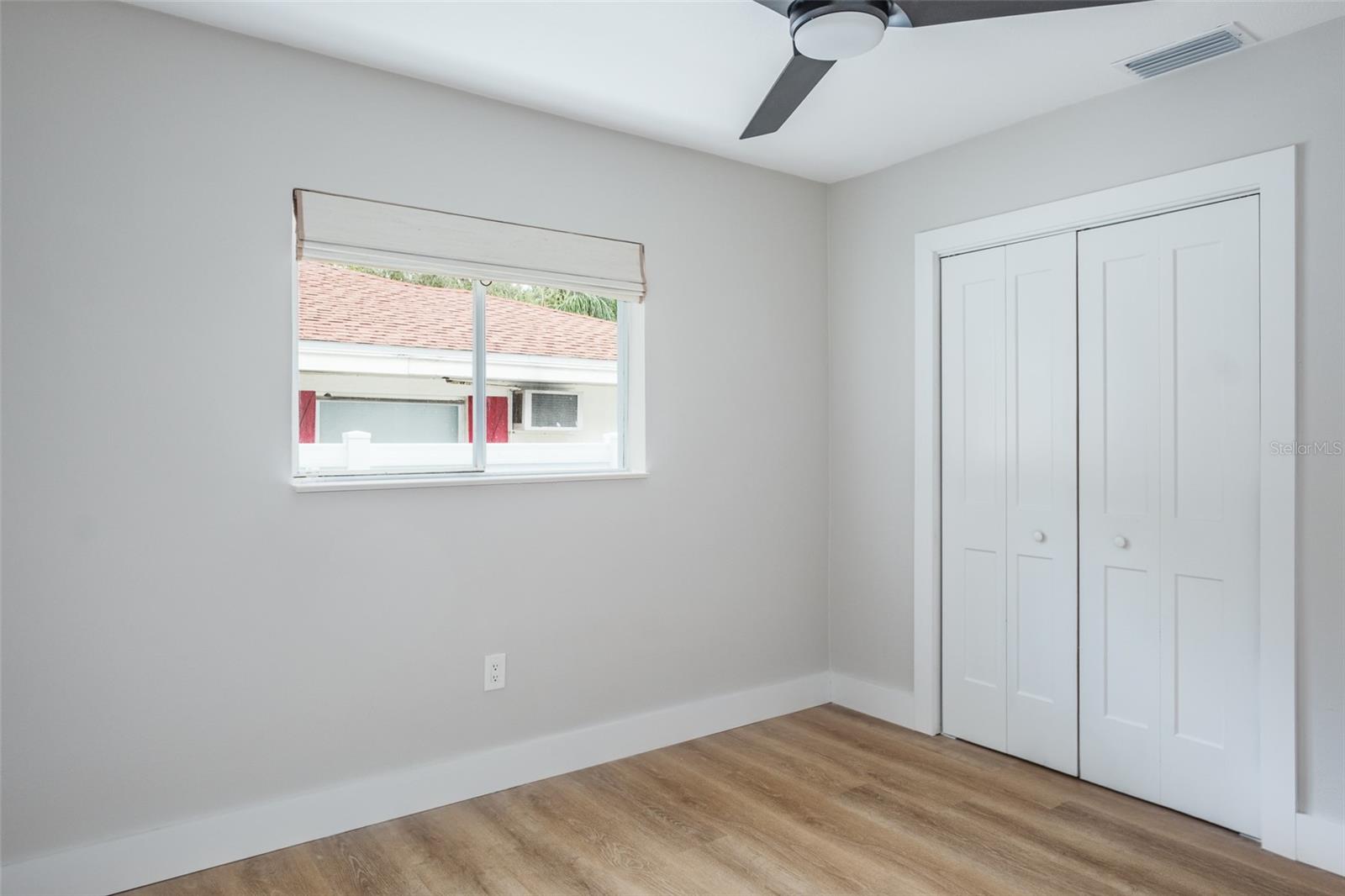 502 N LINCOLN AVE — photo 29