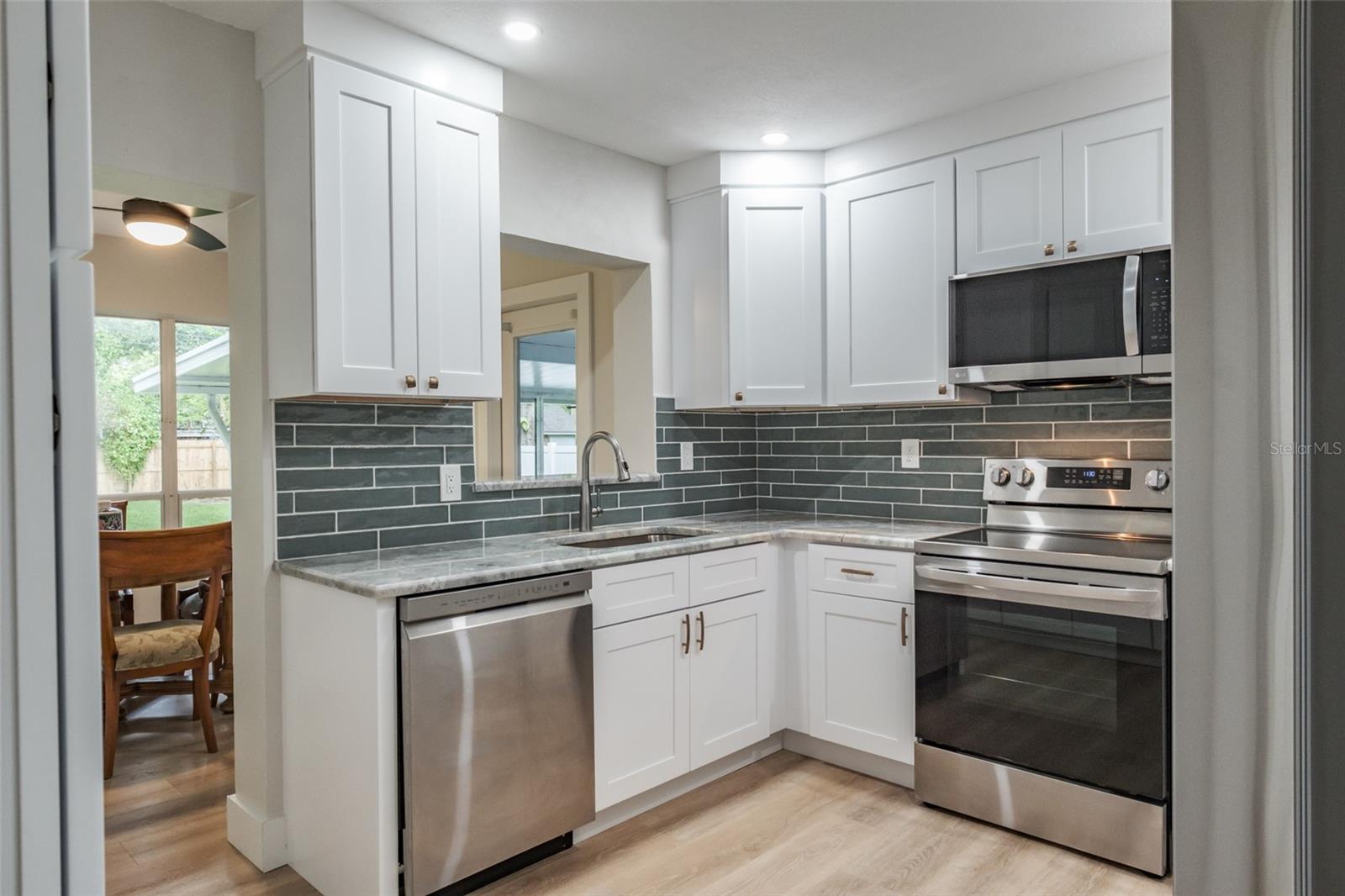 502 N LINCOLN AVE — photo 11