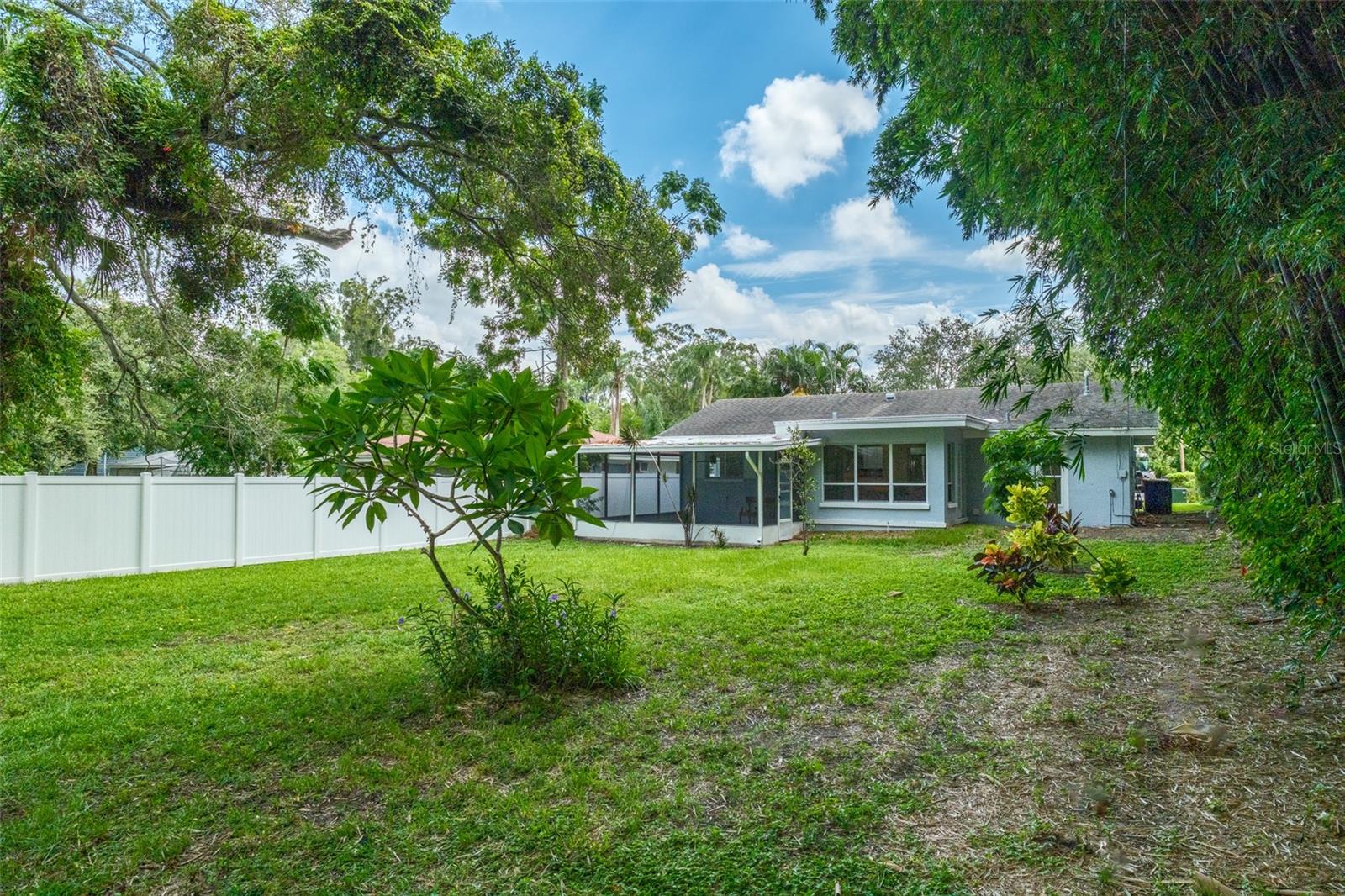 502 N LINCOLN AVE — photo 44