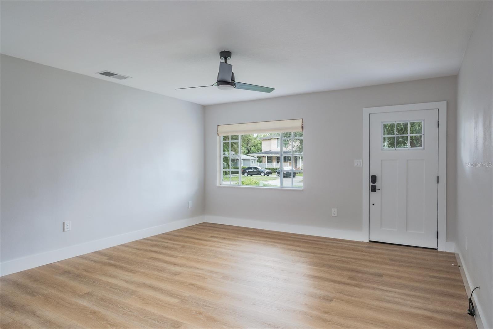 502 N LINCOLN AVE — photo 7