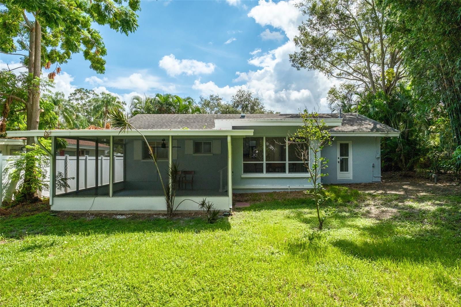 502 N LINCOLN AVE — photo 41