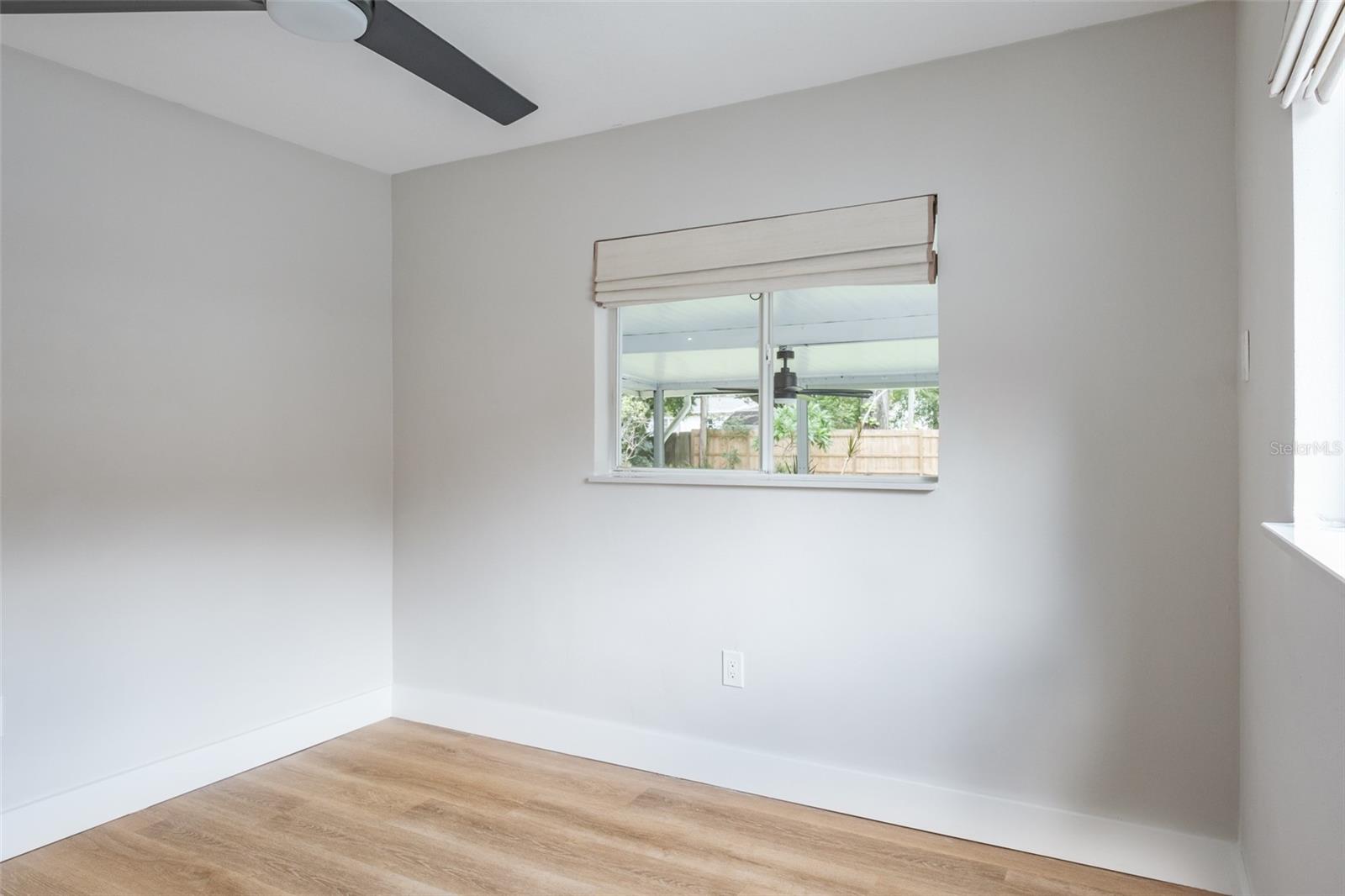 502 N LINCOLN AVE — photo 28