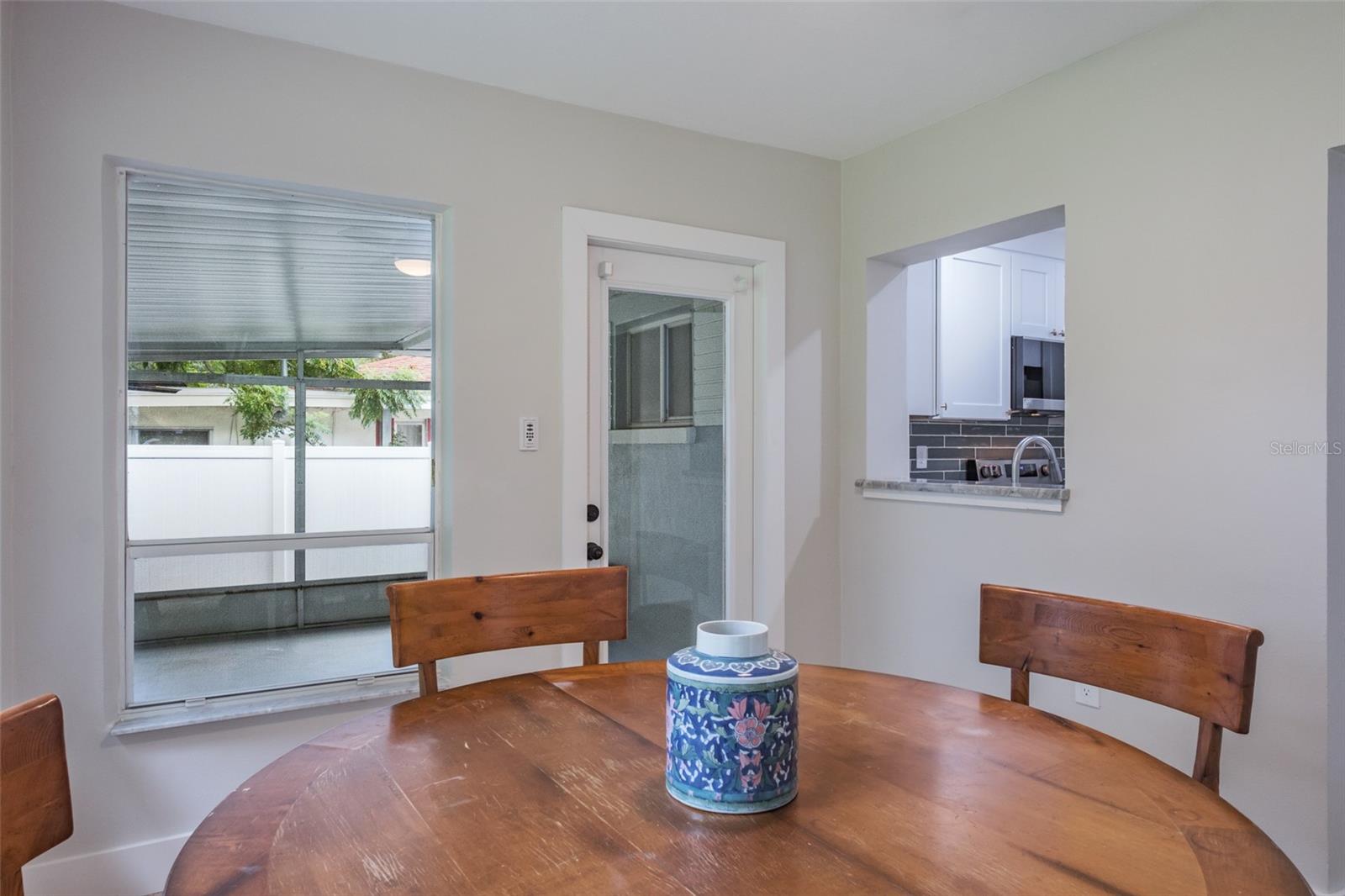 502 N LINCOLN AVE — photo 21