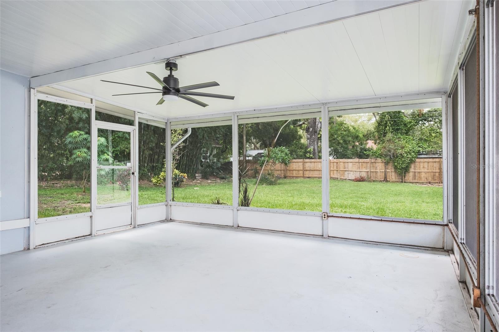 502 N LINCOLN AVE — photo 36