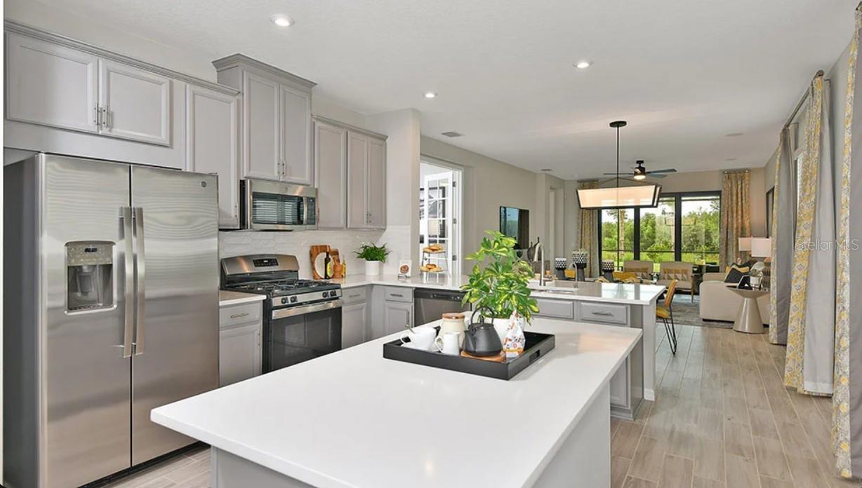 13511 ROWHOUSE CT — photo 2