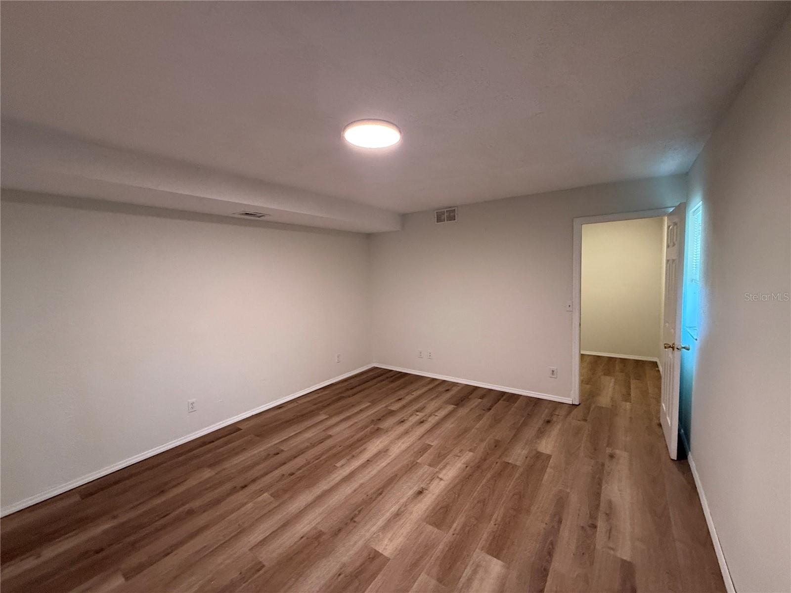 12152 FORT KING RD — photo 14
