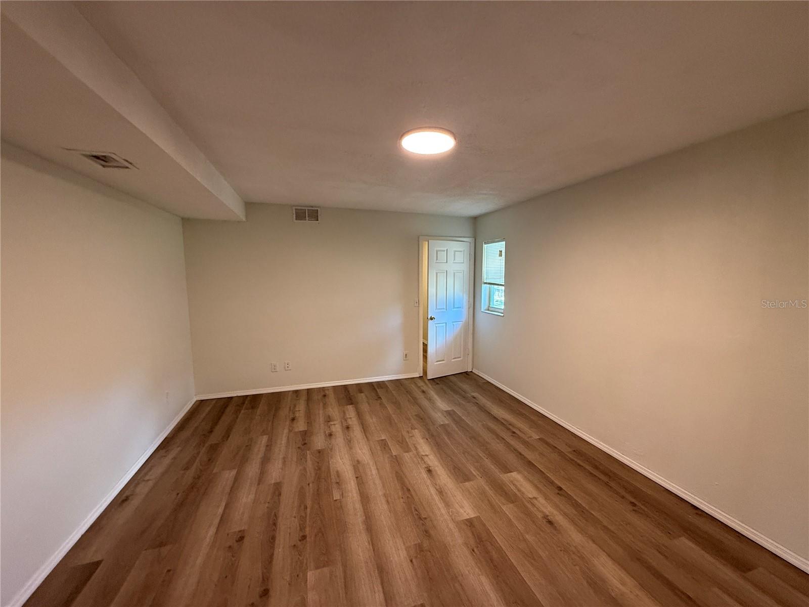 12152 FORT KING RD — photo 13