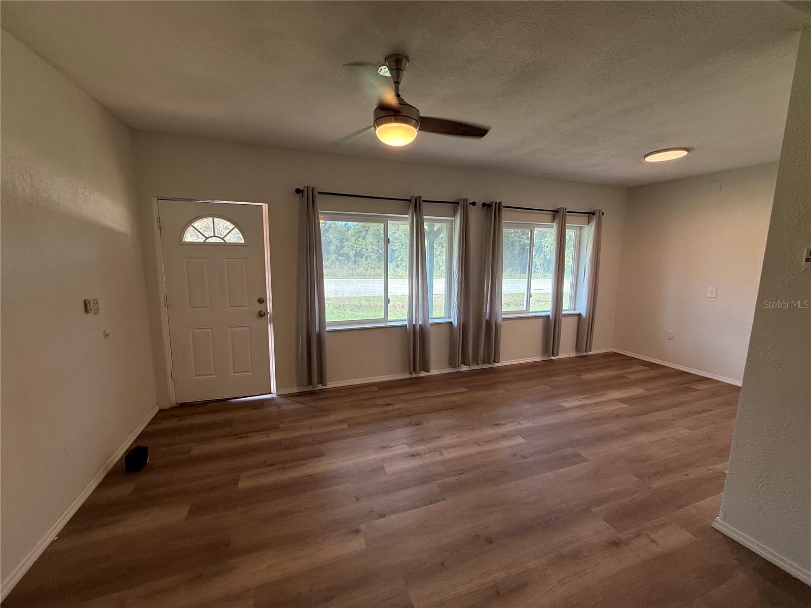 12152 FORT KING RD — photo 16