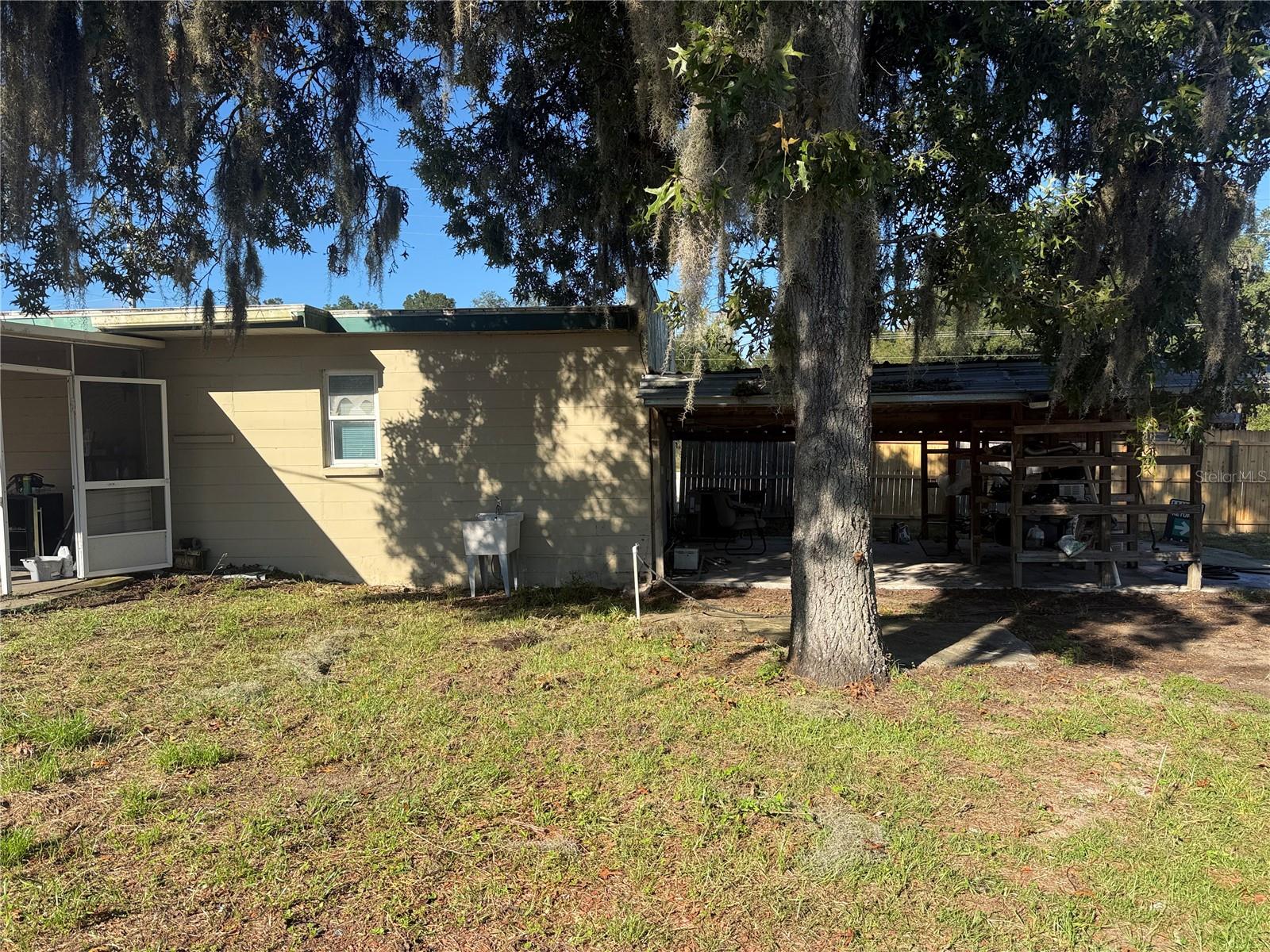 12152 FORT KING RD — photo 18