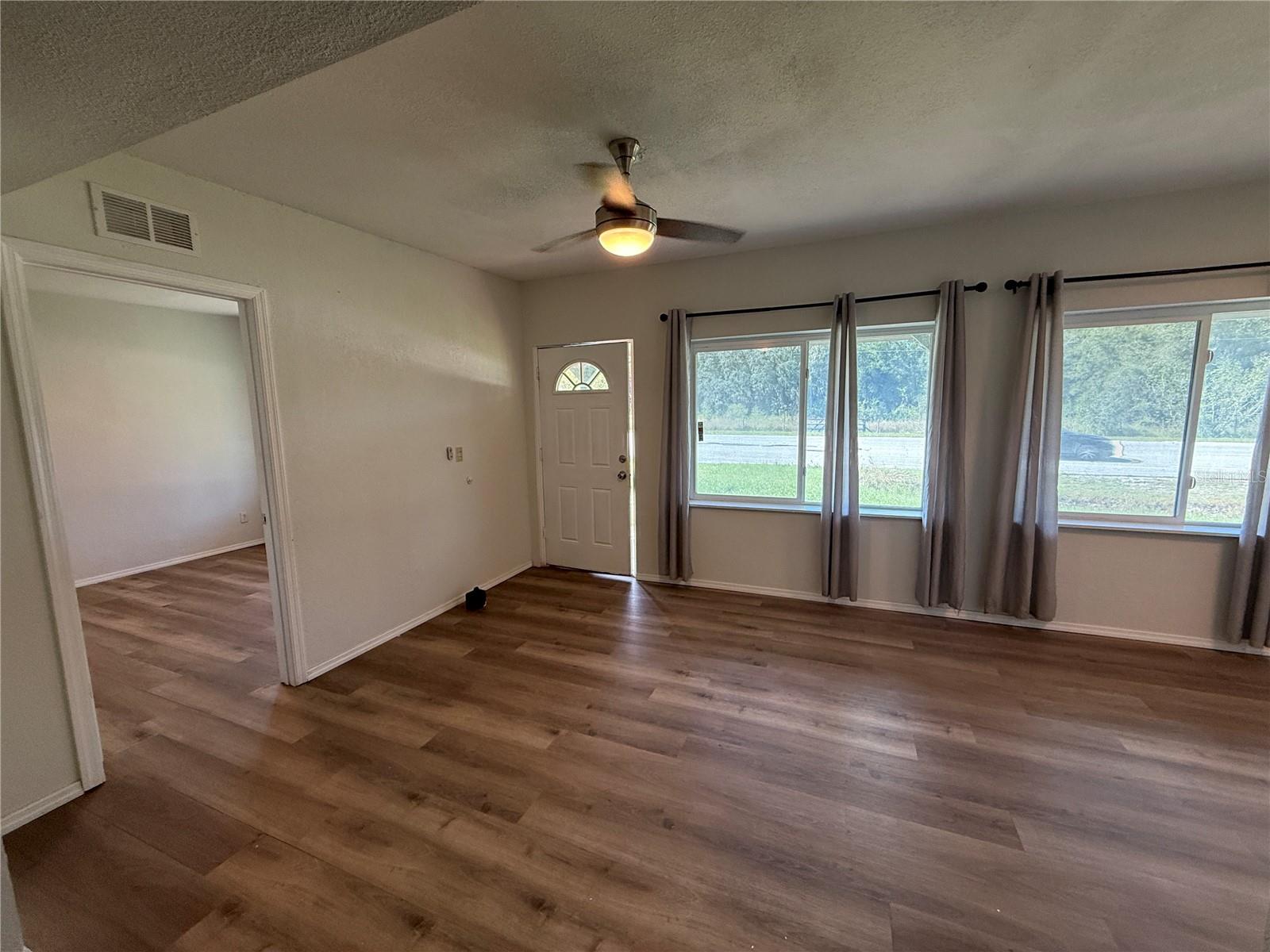 12152 FORT KING RD — photo 15