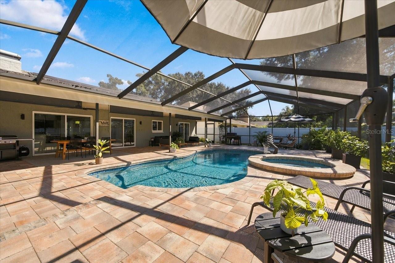 13810 LAKE VILLAGE PL — photo 4