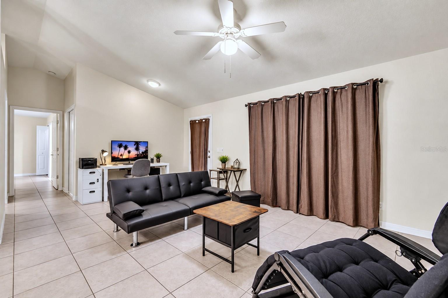 1091 LUAU ST — photo 4