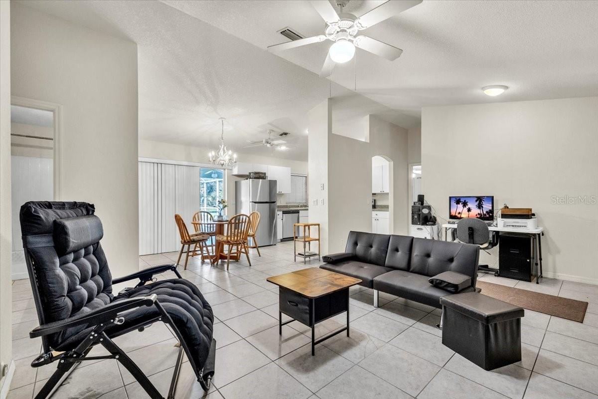 1091 LUAU ST — photo 3