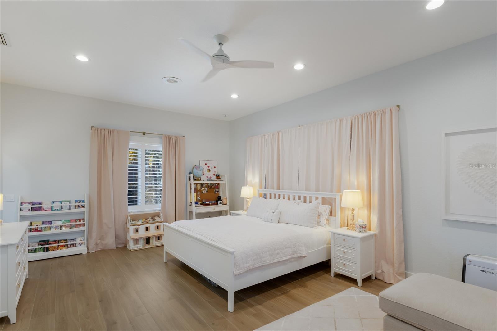 1519 RIVERVIEW LN — photo 53