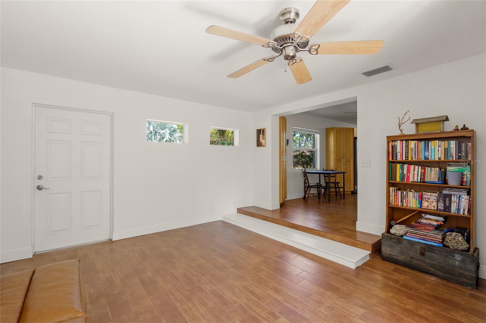 6520 QUONSET RD — photo 16