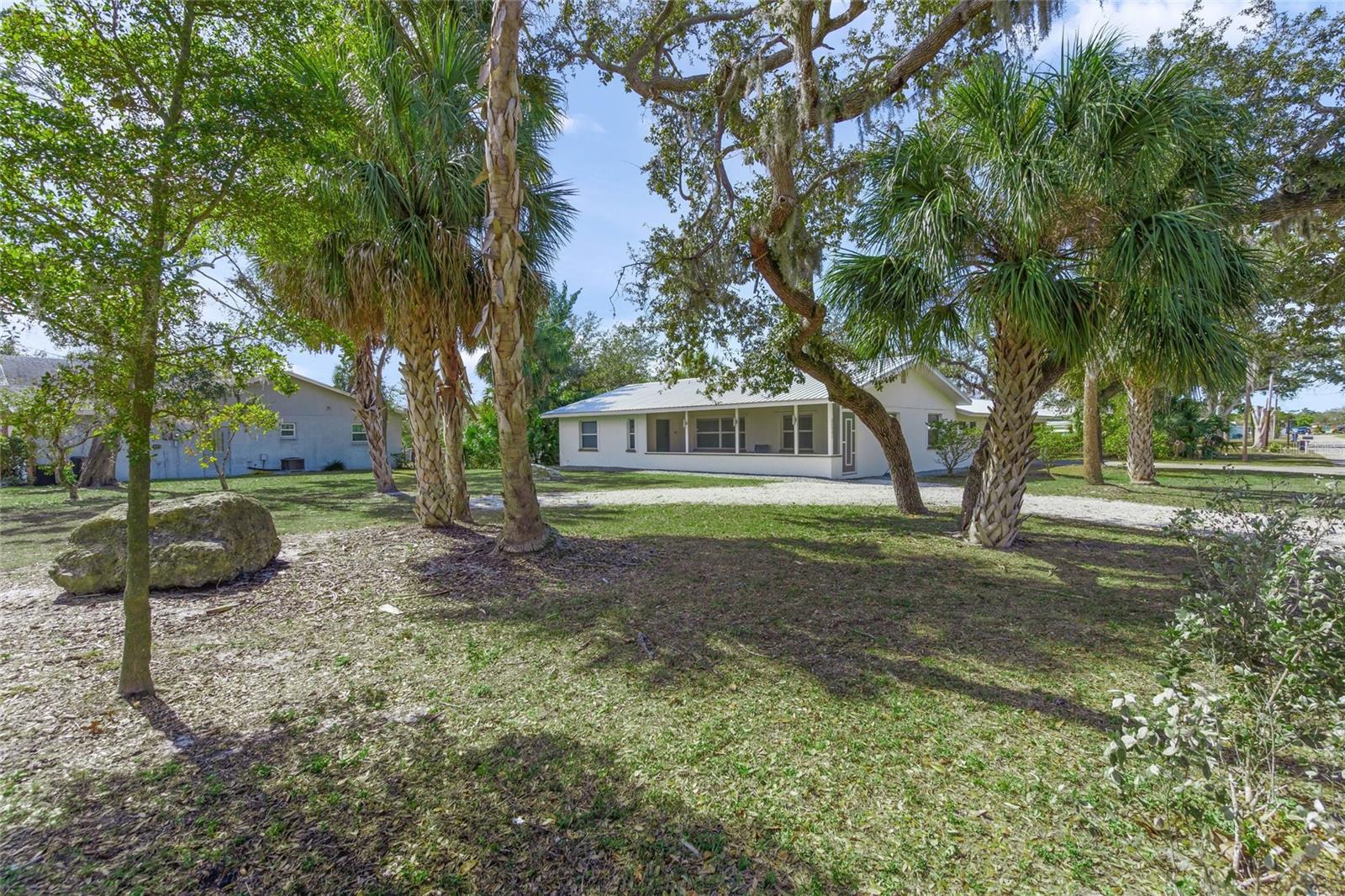 6520 QUONSET RD — photo 3