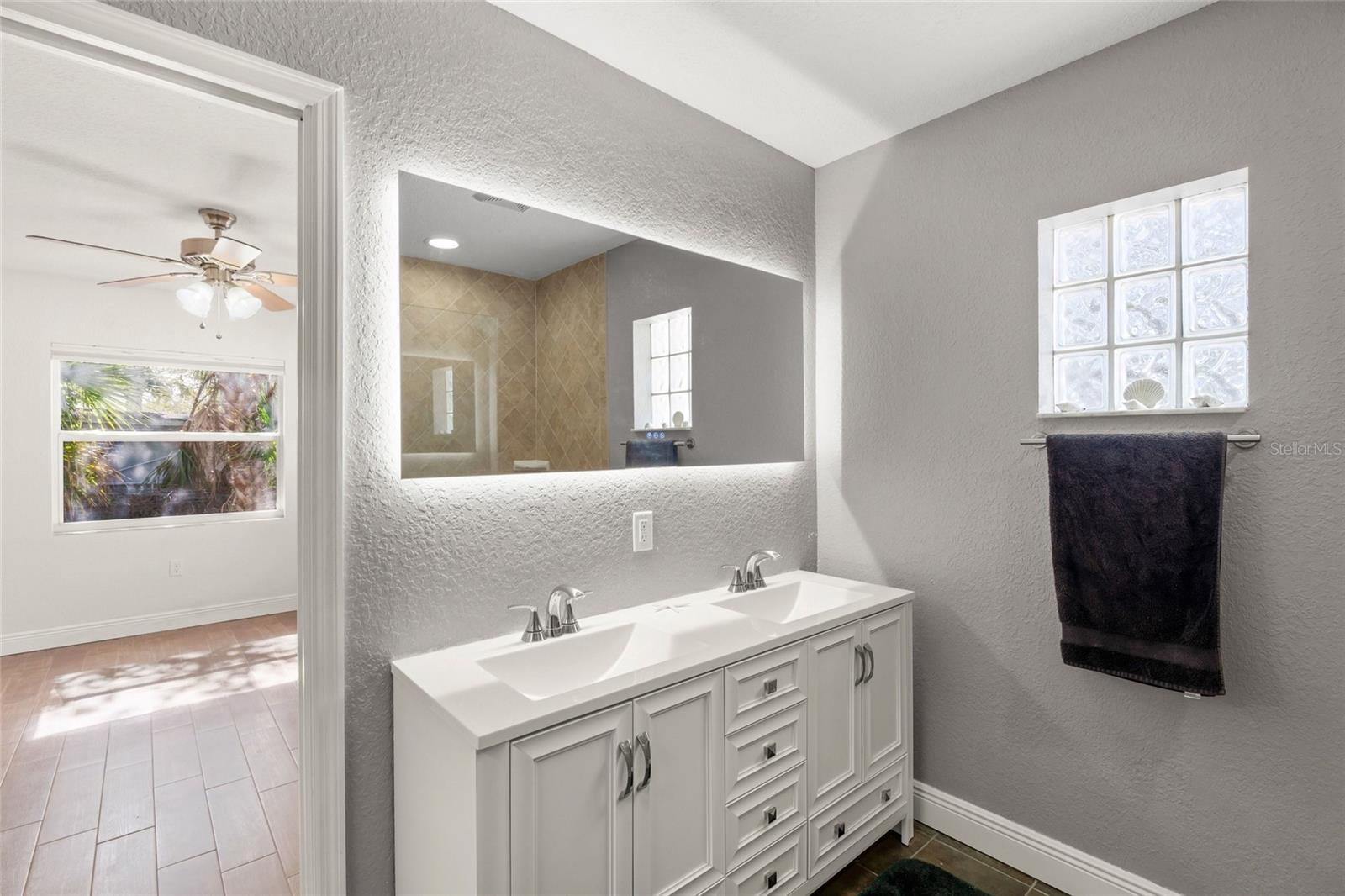 6520 QUONSET RD — photo 23