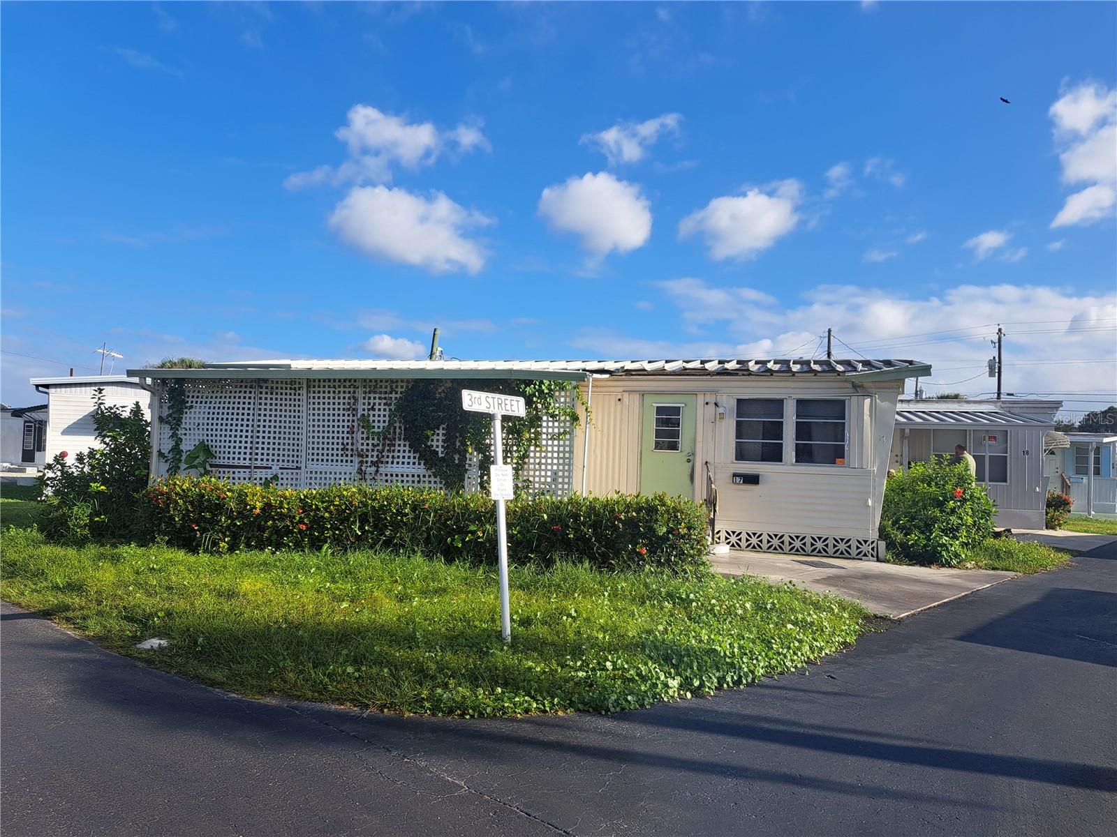 3701 14 ST W #lot #17 — photo 6