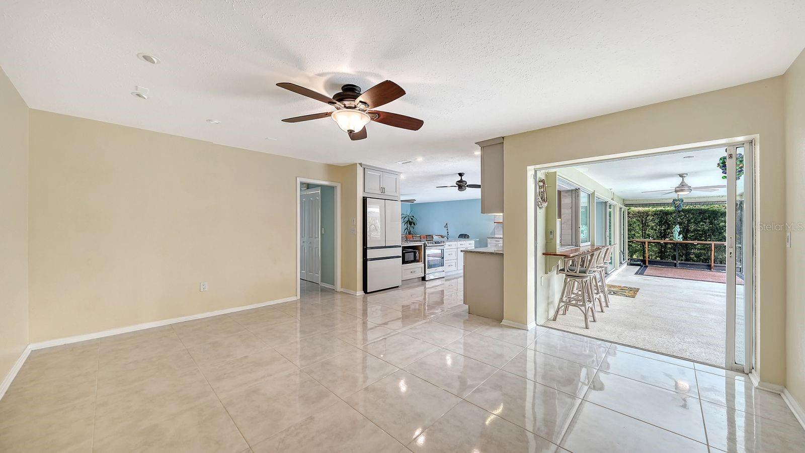 2295 PINE VIEW CIR — photo 30