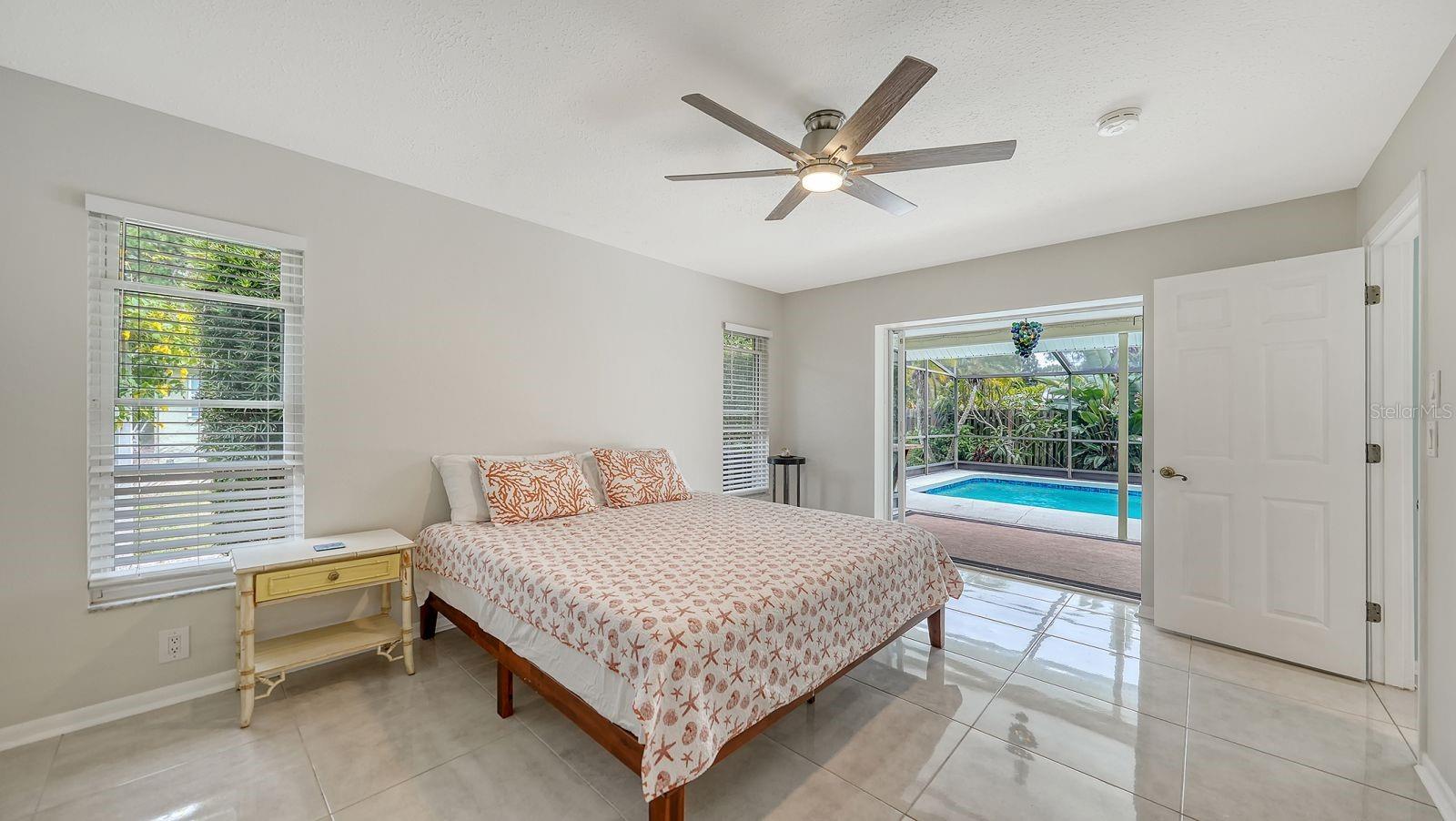 2295 PINE VIEW CIR — photo 35