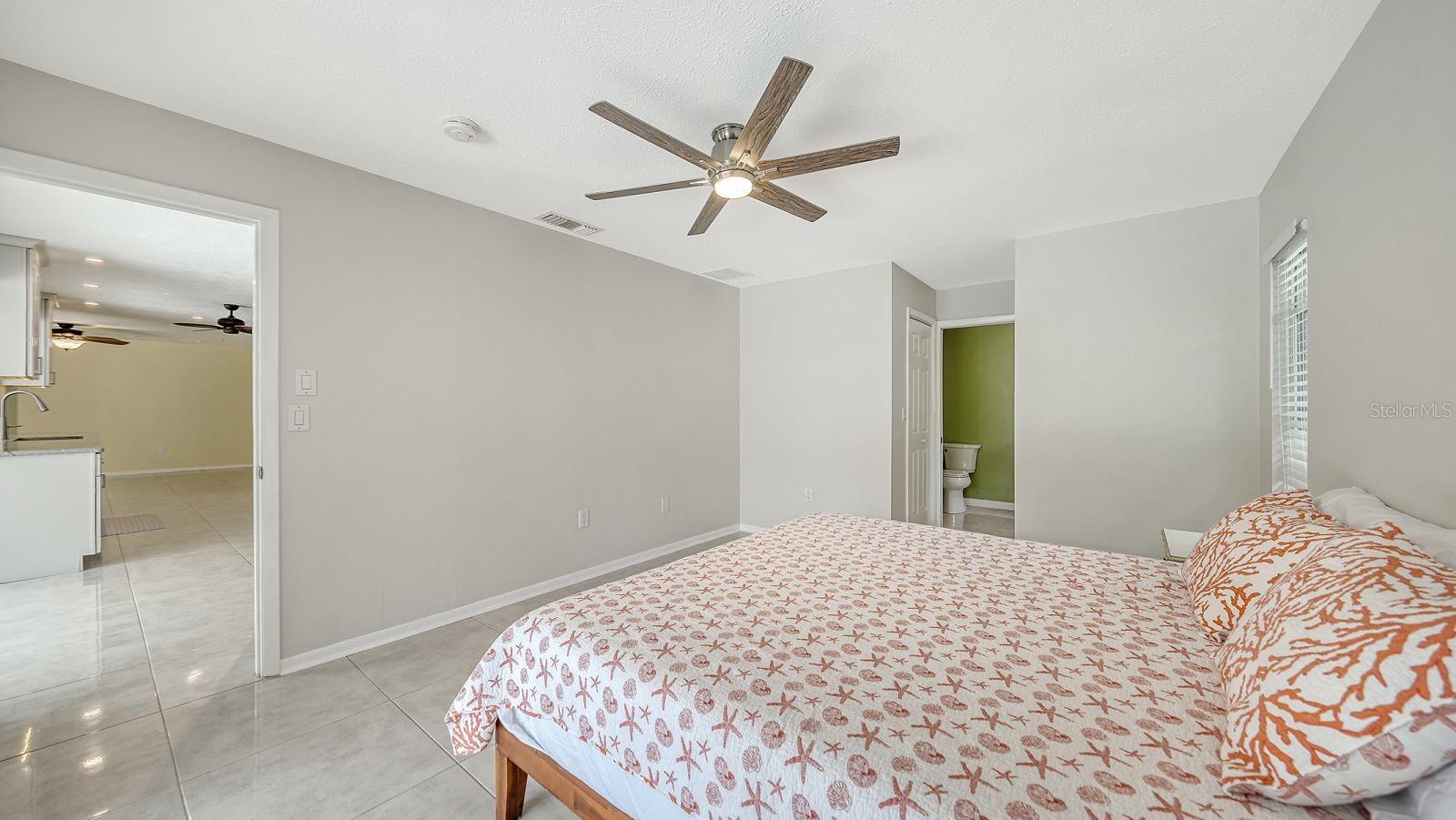 2295 PINE VIEW CIR — photo 34