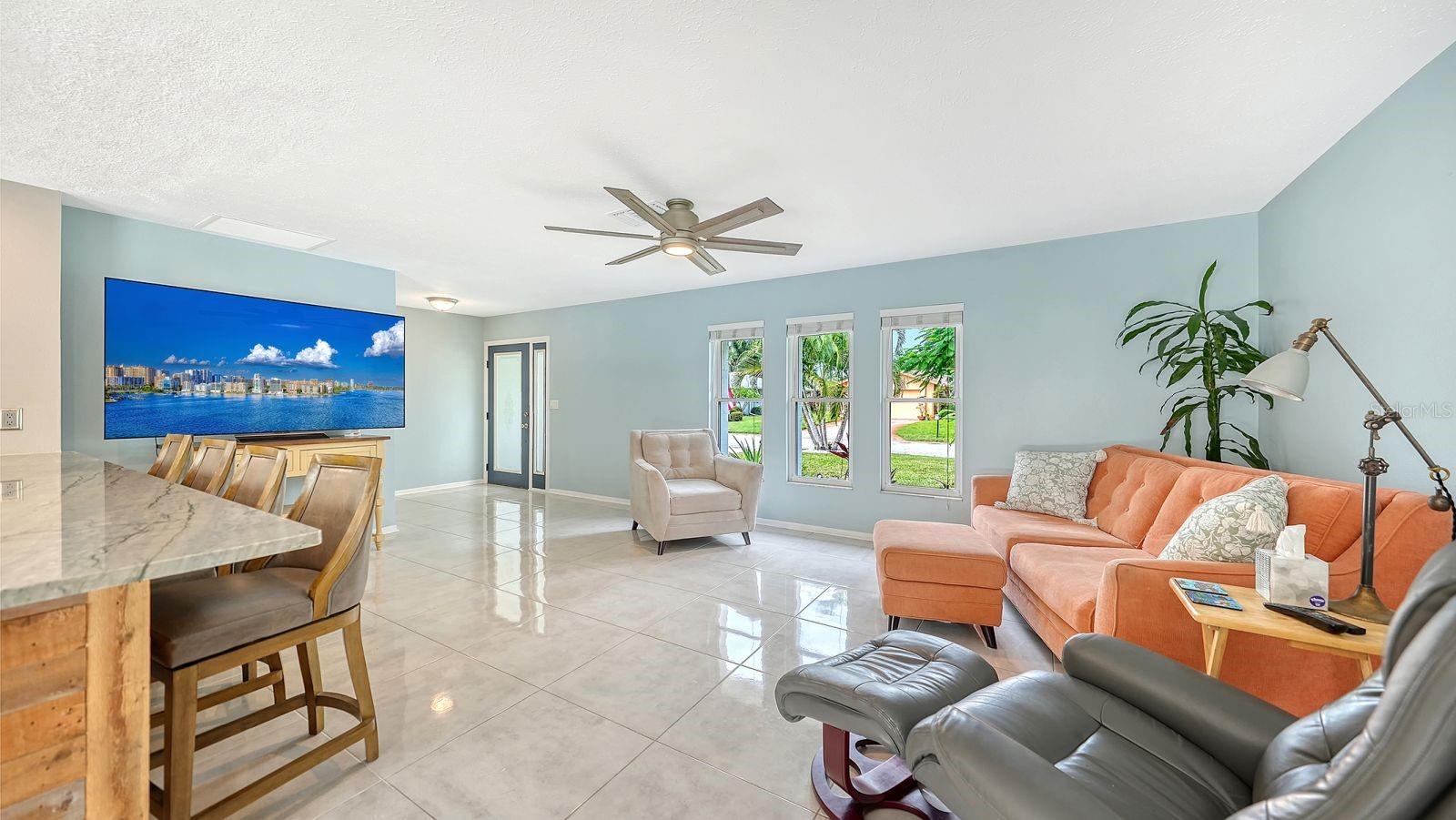 2295 PINE VIEW CIR — photo 10