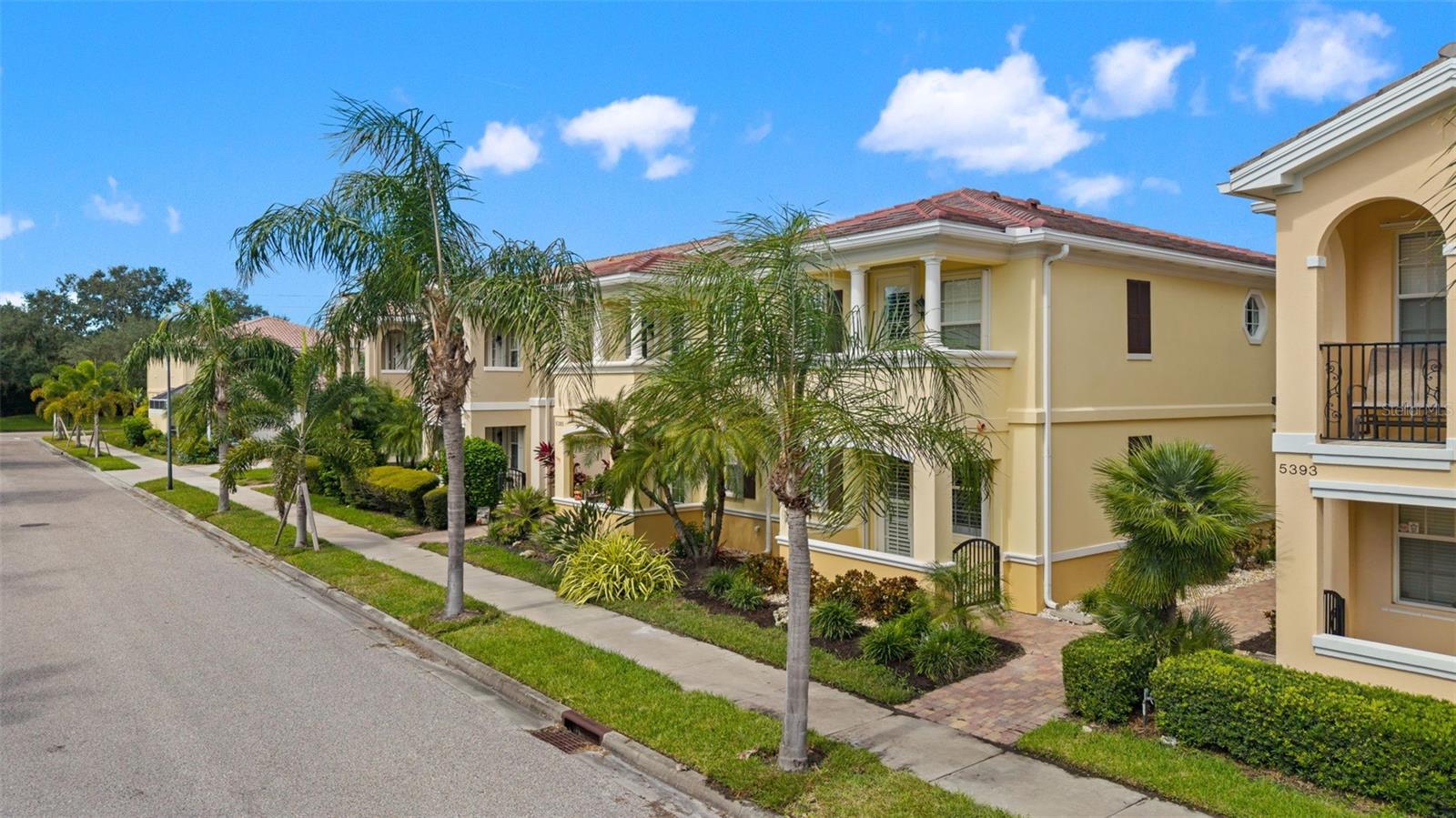5389 CAMBIAGO ST — photo 49
