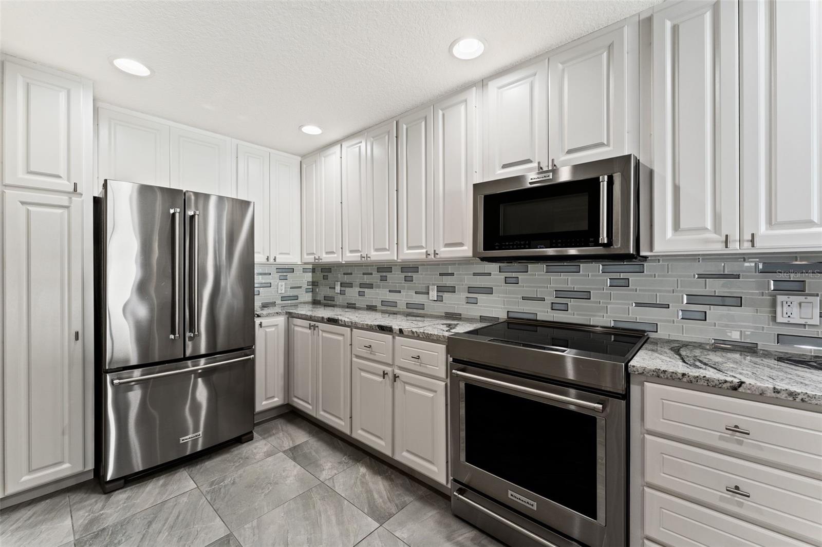 5389 CAMBIAGO ST — photo 16