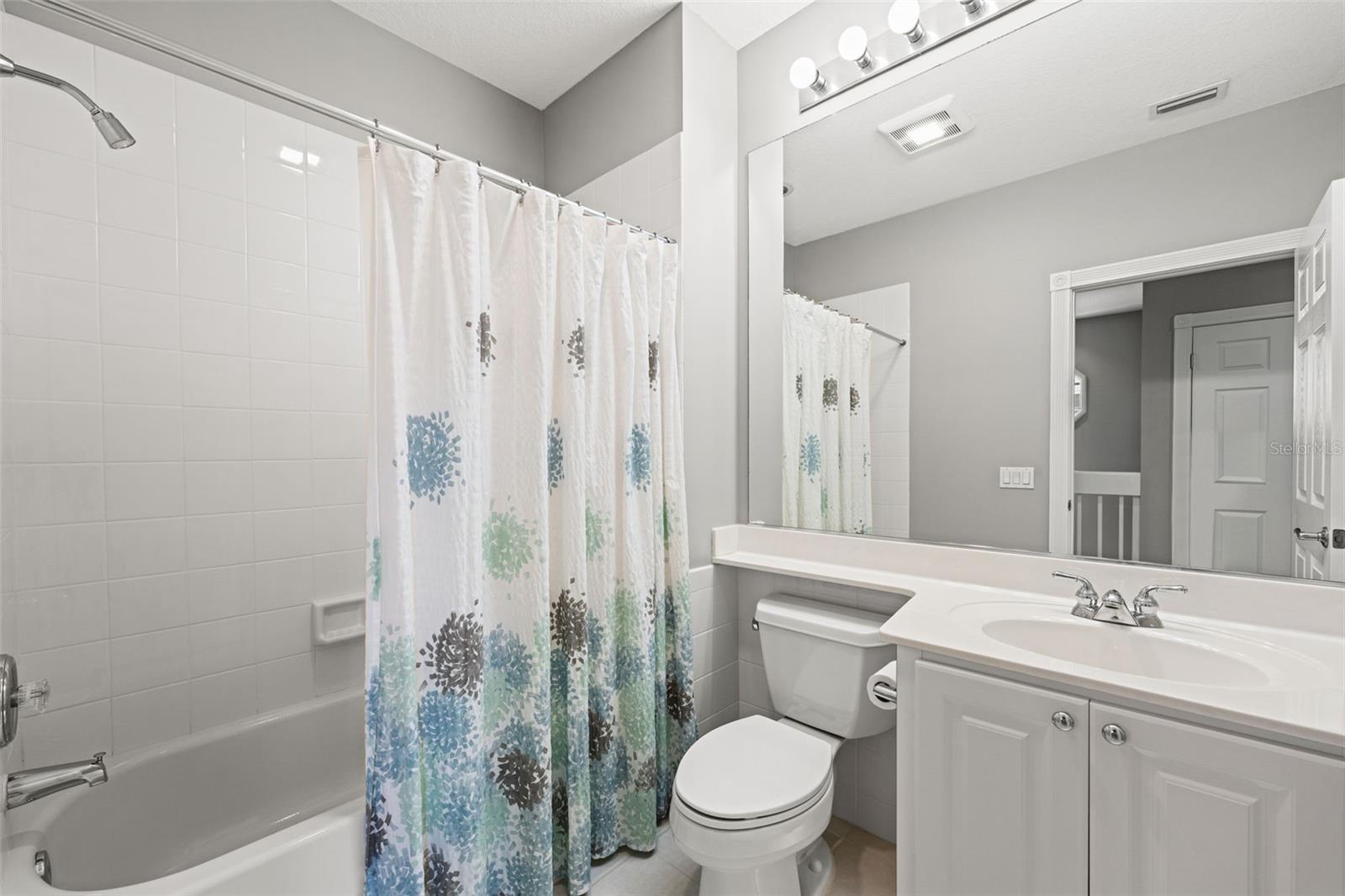5389 CAMBIAGO ST — photo 33
