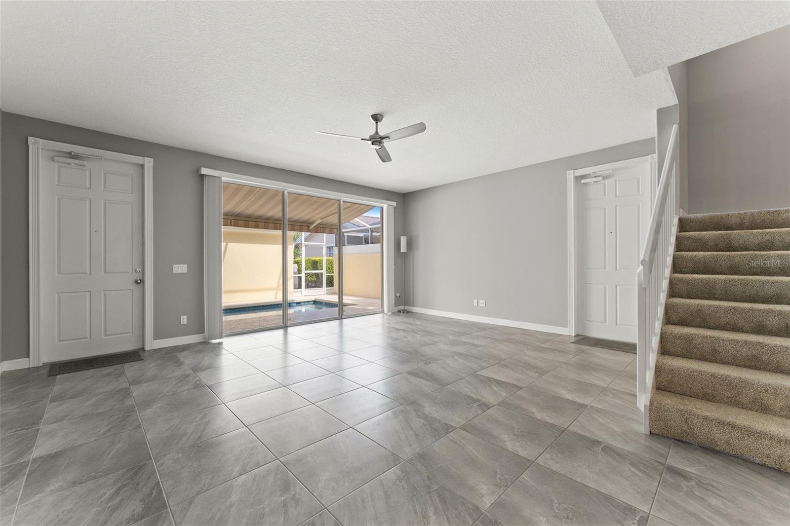 5389 CAMBIAGO ST — photo 12