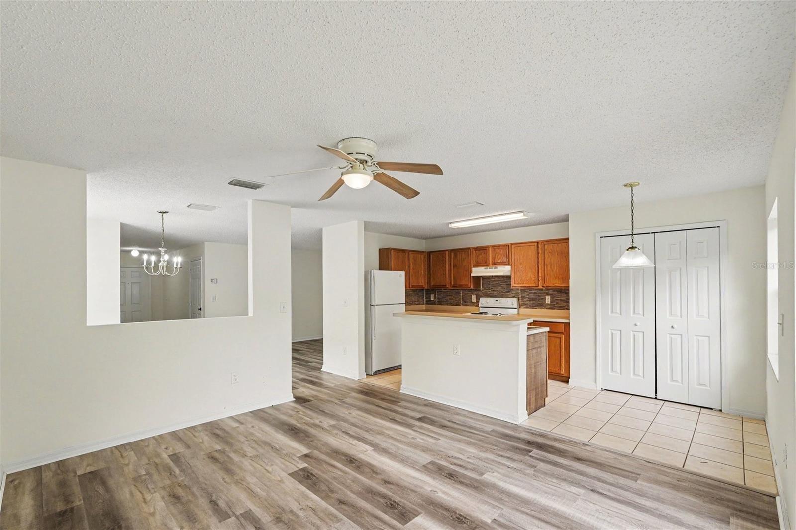 8419 EDGEWATER PLACE BLVD — photo 11