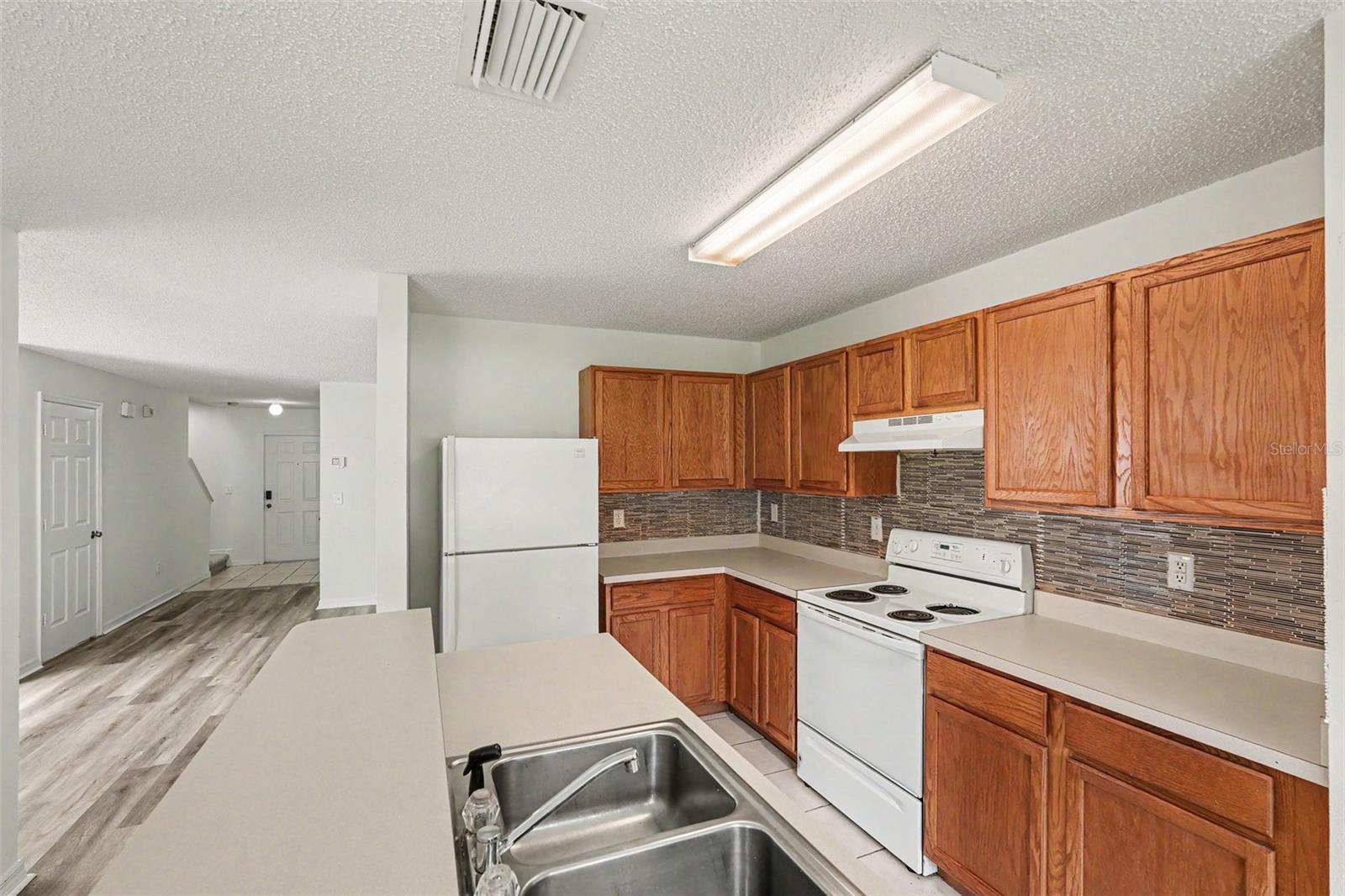 8419 EDGEWATER PLACE BLVD — photo 15