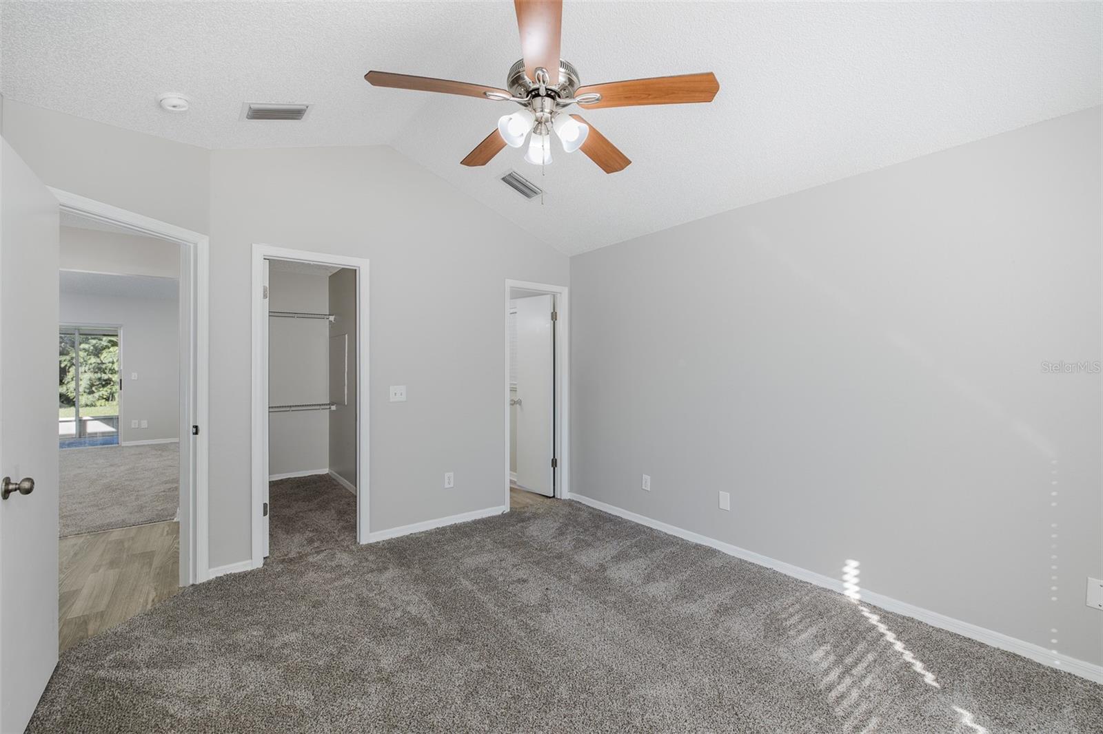 8150 TOM SAWYER DR — photo 17
