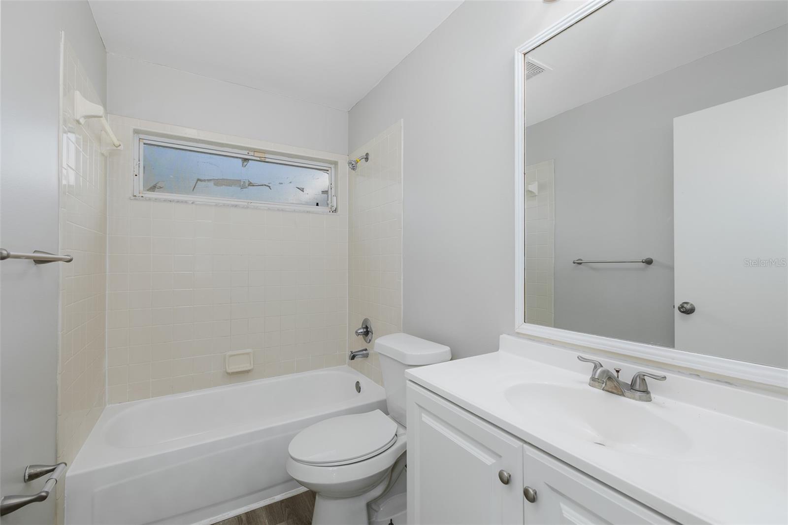 8150 TOM SAWYER DR — photo 24