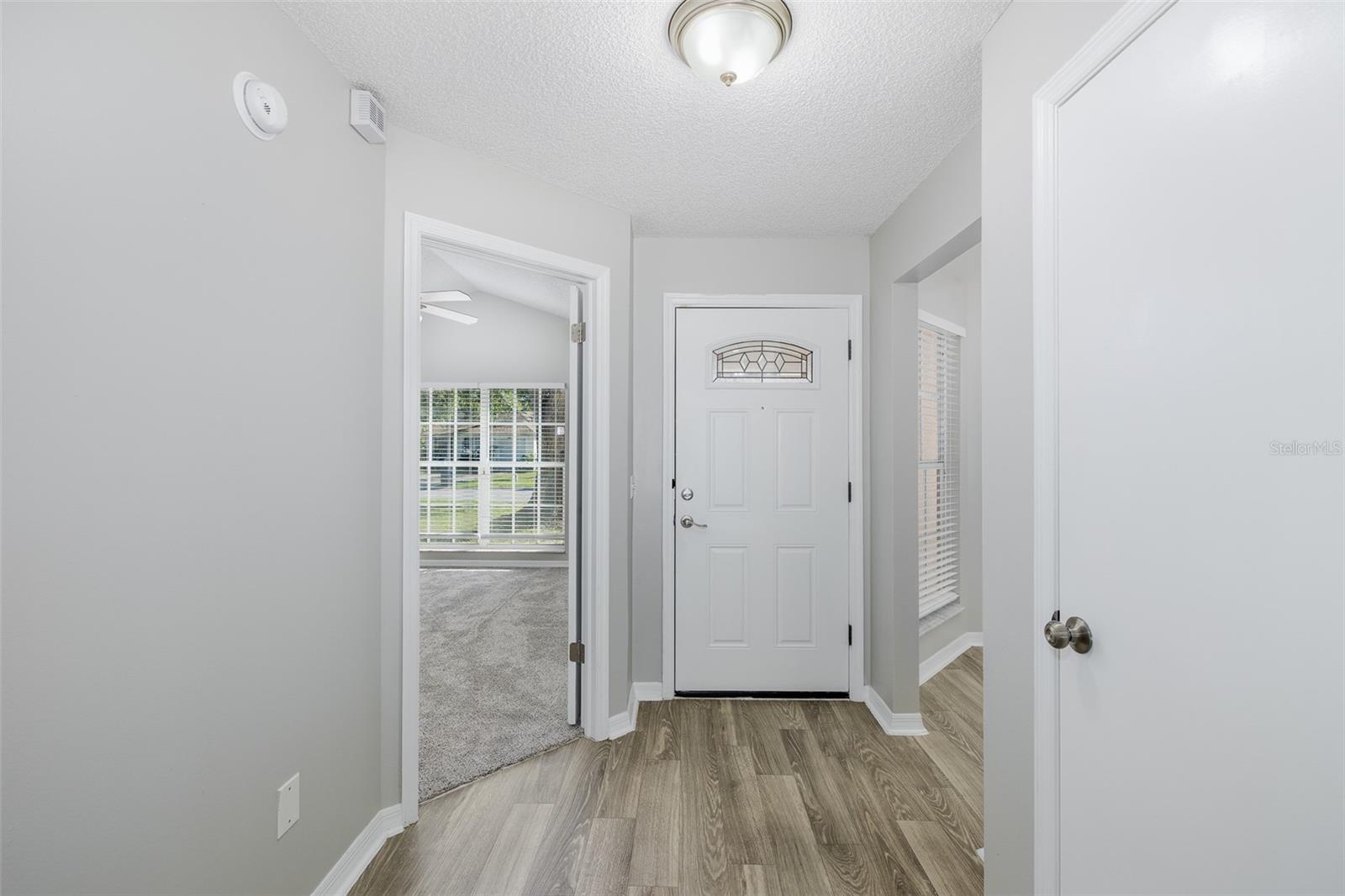 8150 TOM SAWYER DR — photo 5