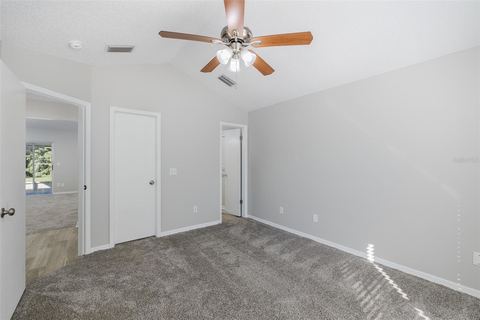 8150 TOM SAWYER DR — photo 18
