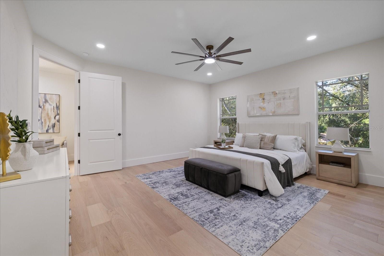 2722 N MYRTLE AVE — photo 27