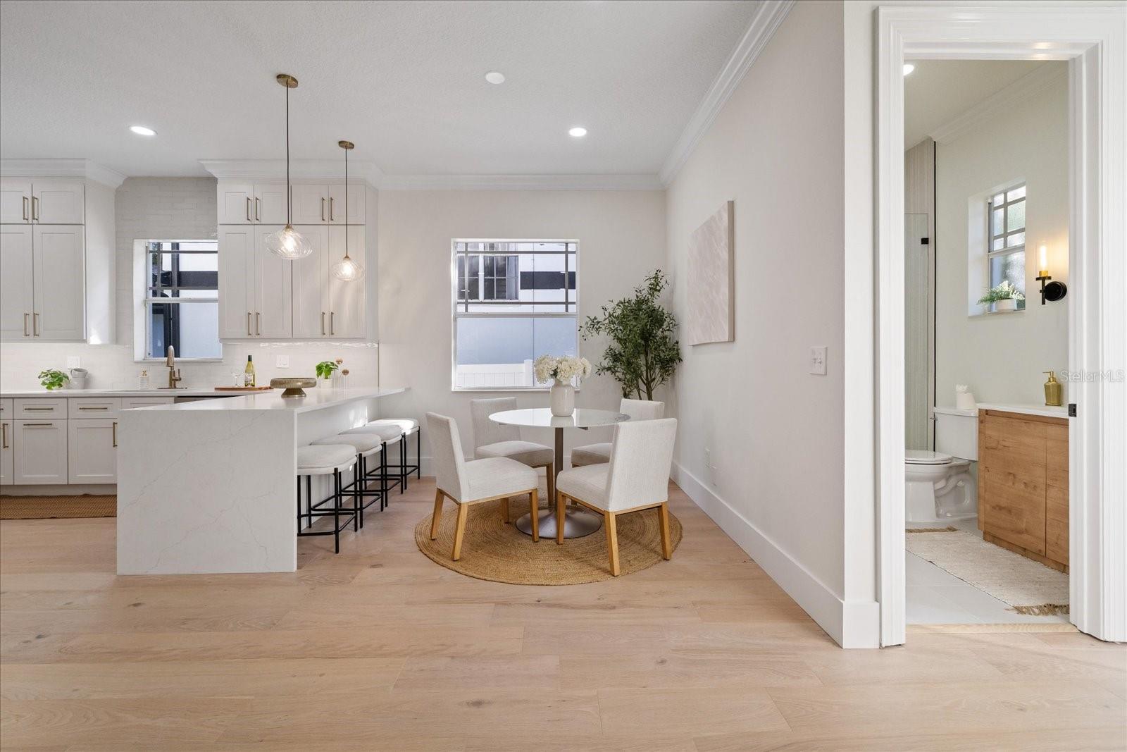 2722 N MYRTLE AVE — photo 14