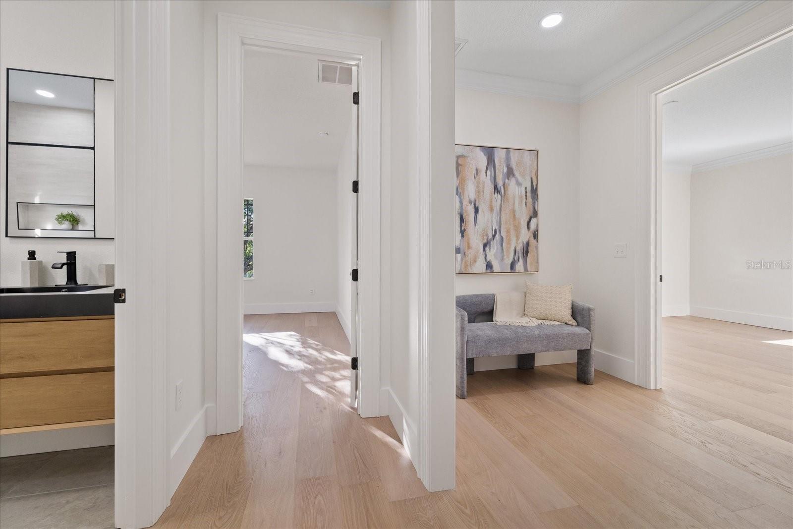 2722 N MYRTLE AVE — photo 36