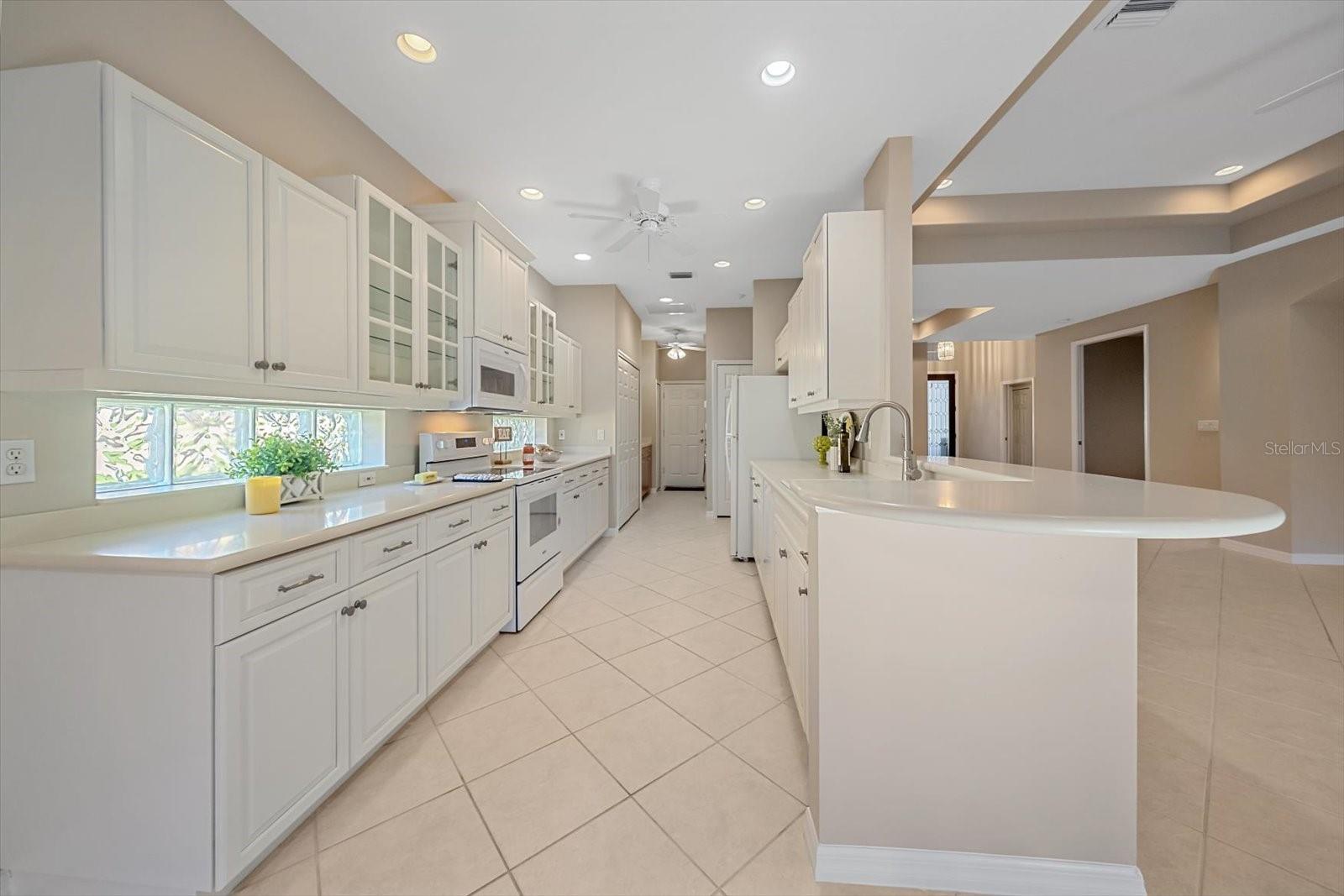 7050 OWLS NEST TER — photo 9