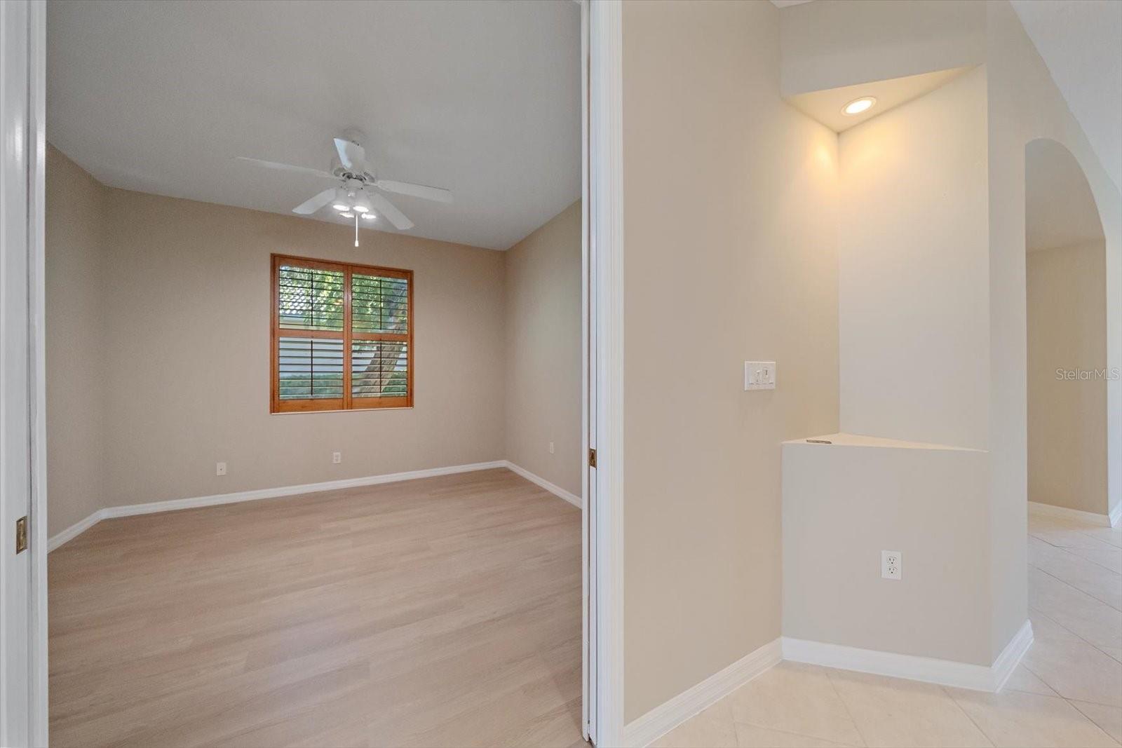 7050 OWLS NEST TER — photo 31