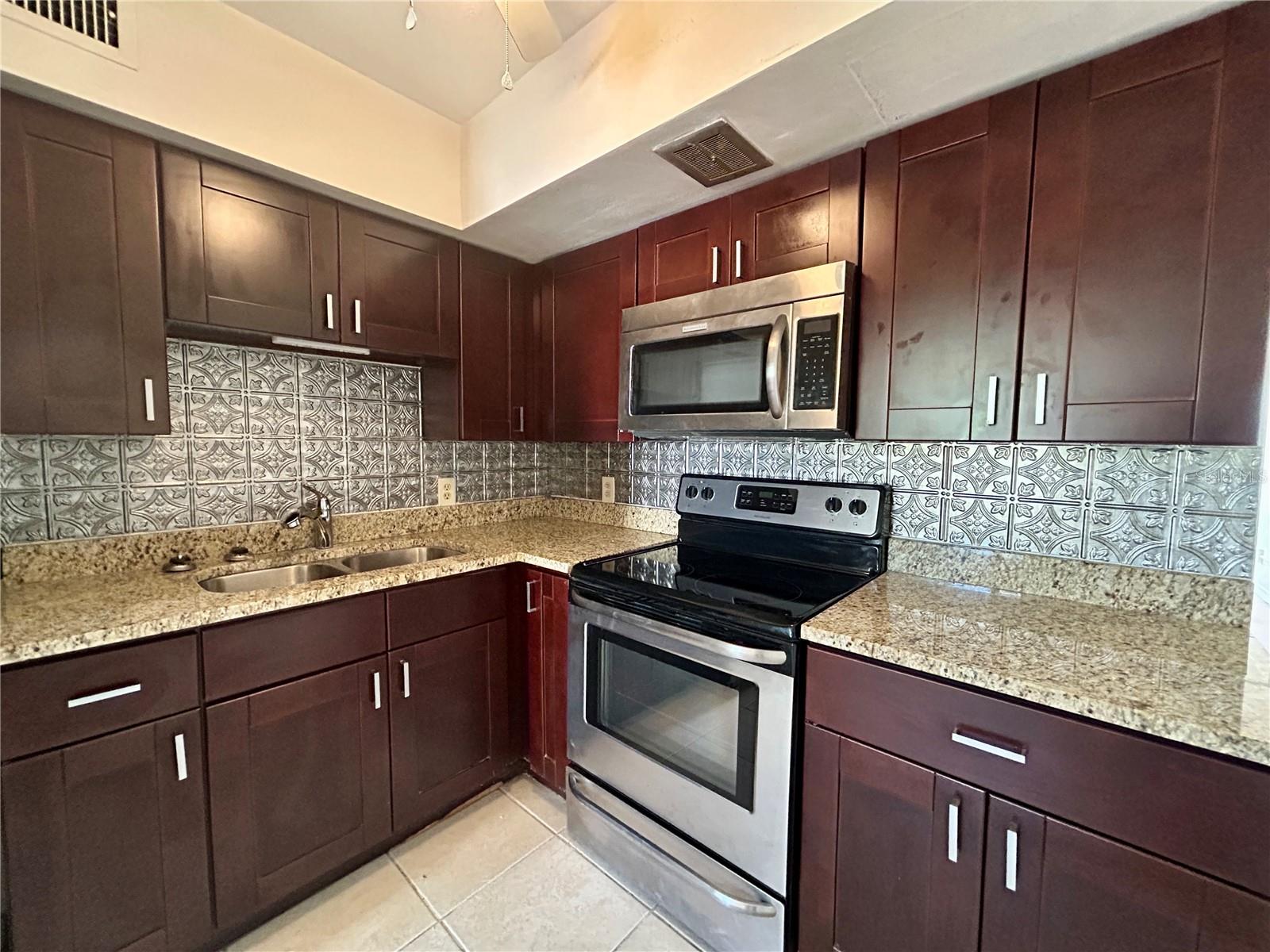 2454 AUSTRALIA WAY E #38 — photo 8