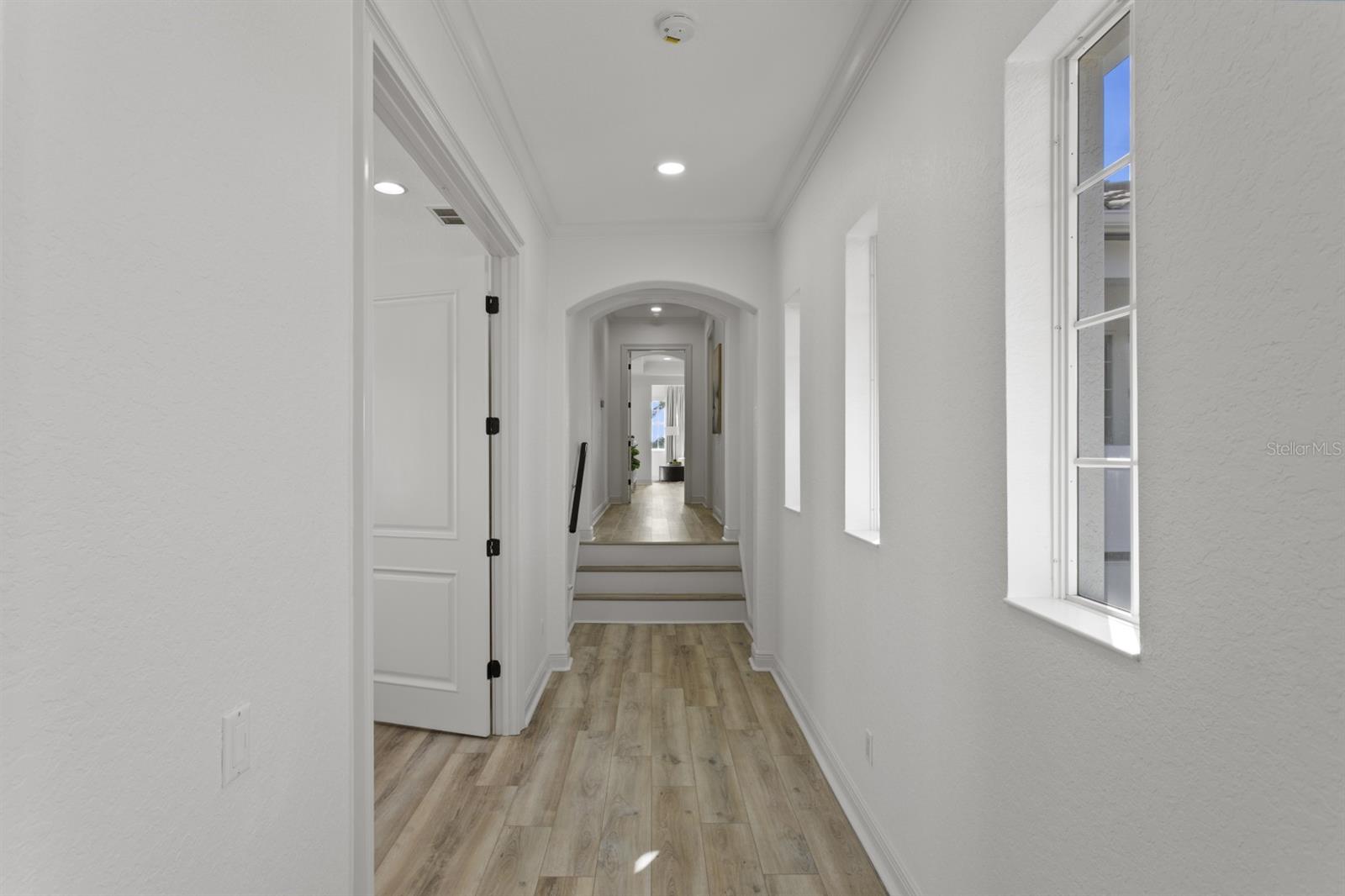 6123 YEATS MANOR DR — photo 30